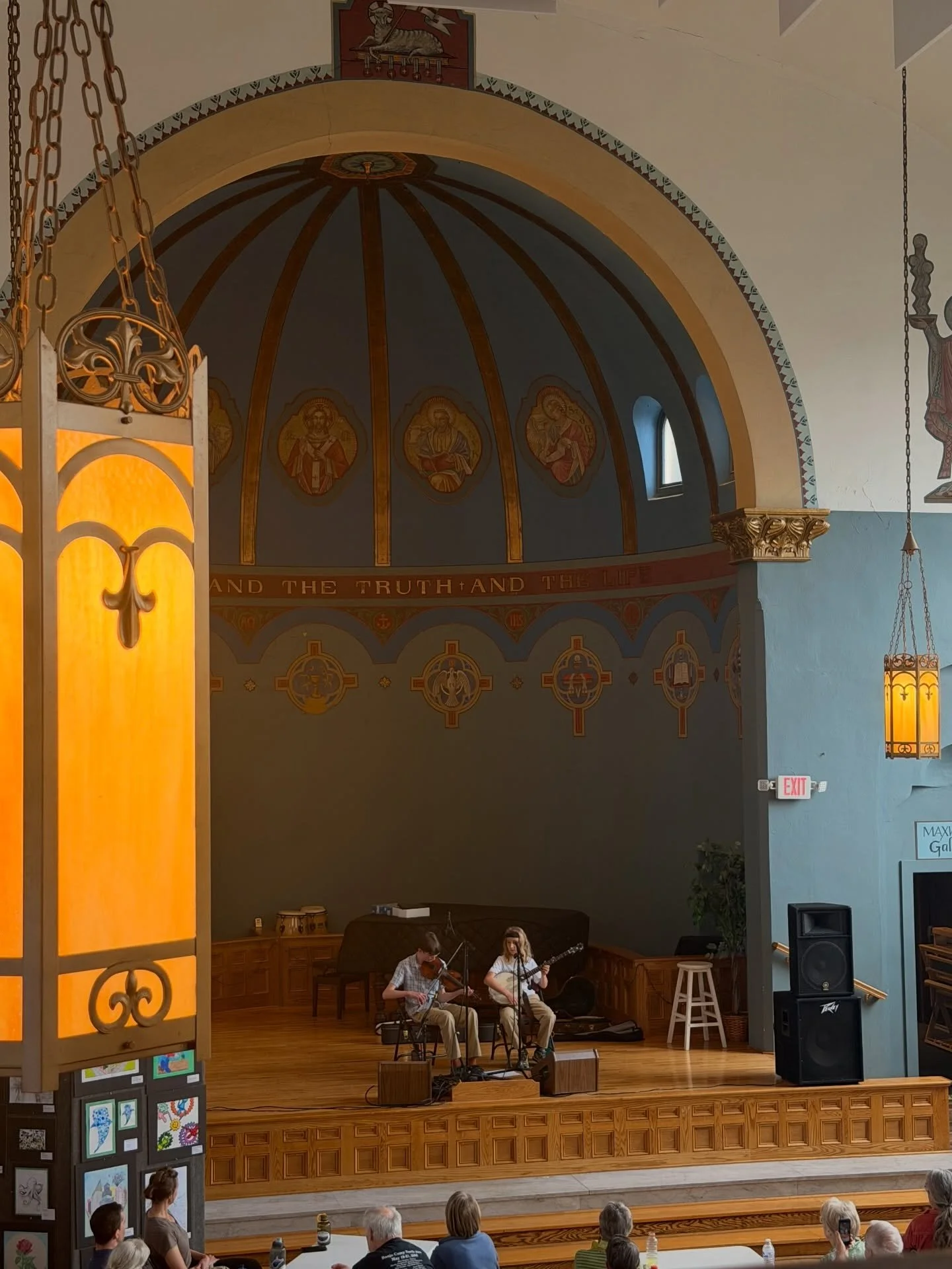 What. A. Show! 🤩🎶🎻

The Casseday Brothers banjo-ed &amp; fiddled the house DOWN! Thank you, Norman &amp; Vernon, for sharing your talents with the community. Your hardwork &amp; dedication to your craft does not go unnoticed, and we couldn&rsquo;t