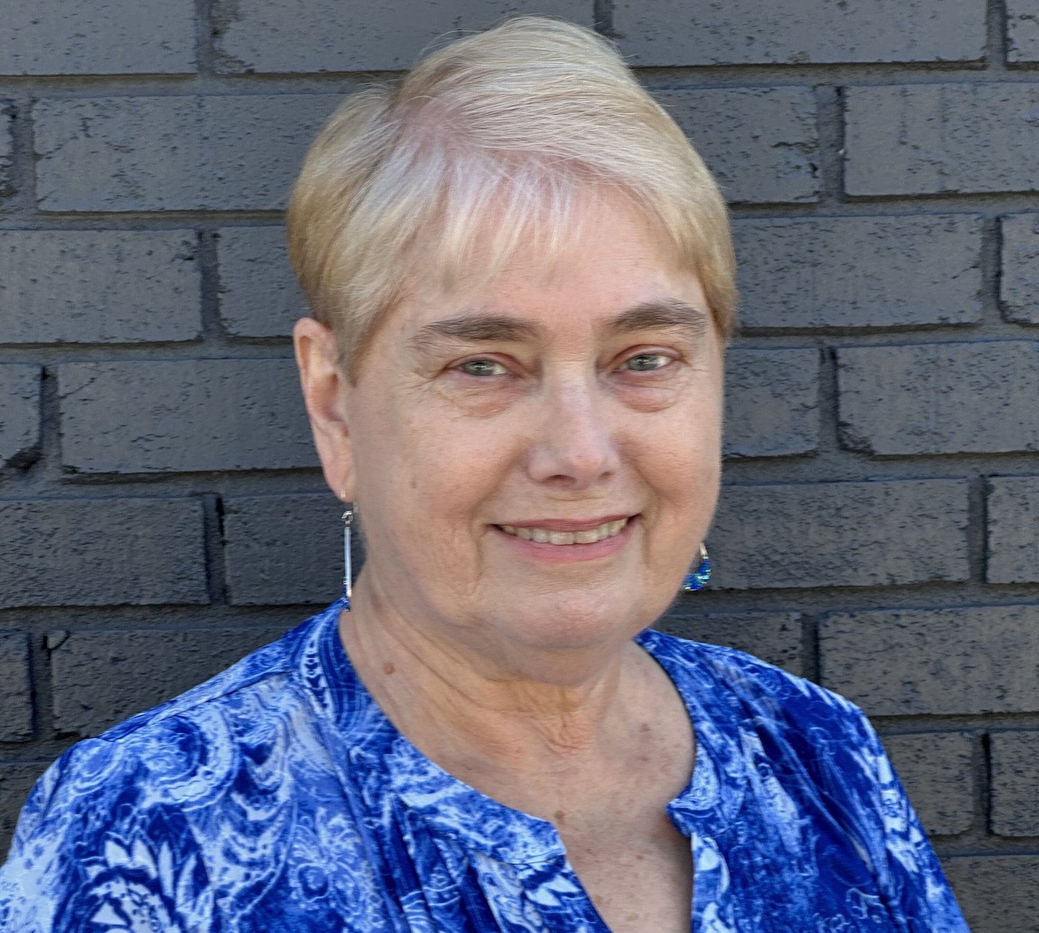 Linda Stonestreet — The Arts Center