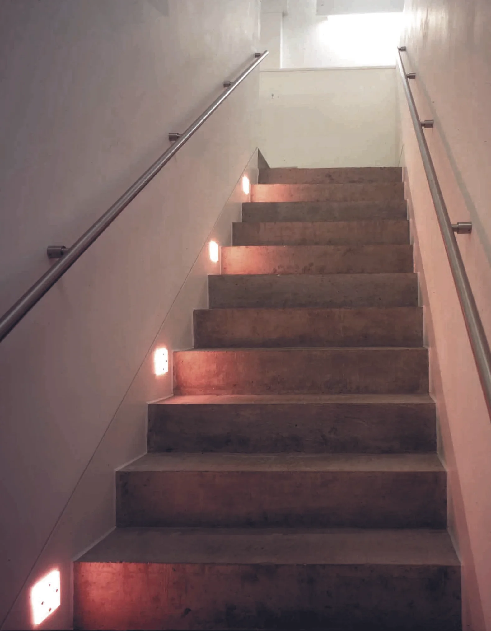 PP_LOMAN_STAIRS_4 EDIT.jpg