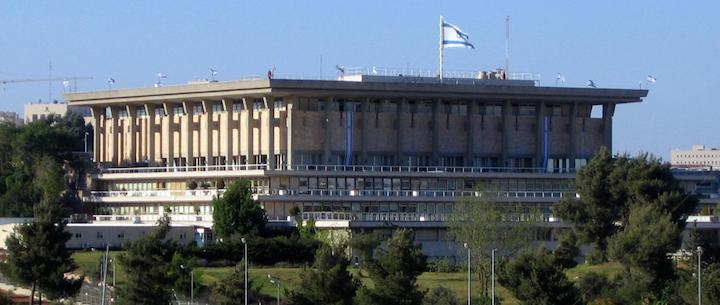 (photo: Wikipedia) 