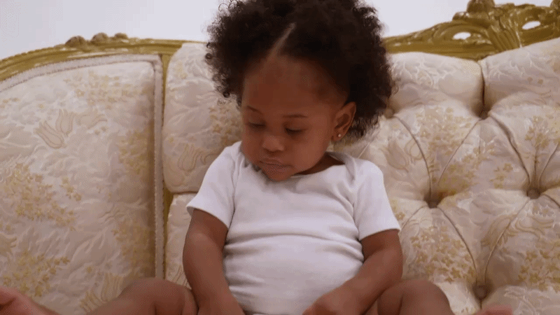 babiescouch.gif