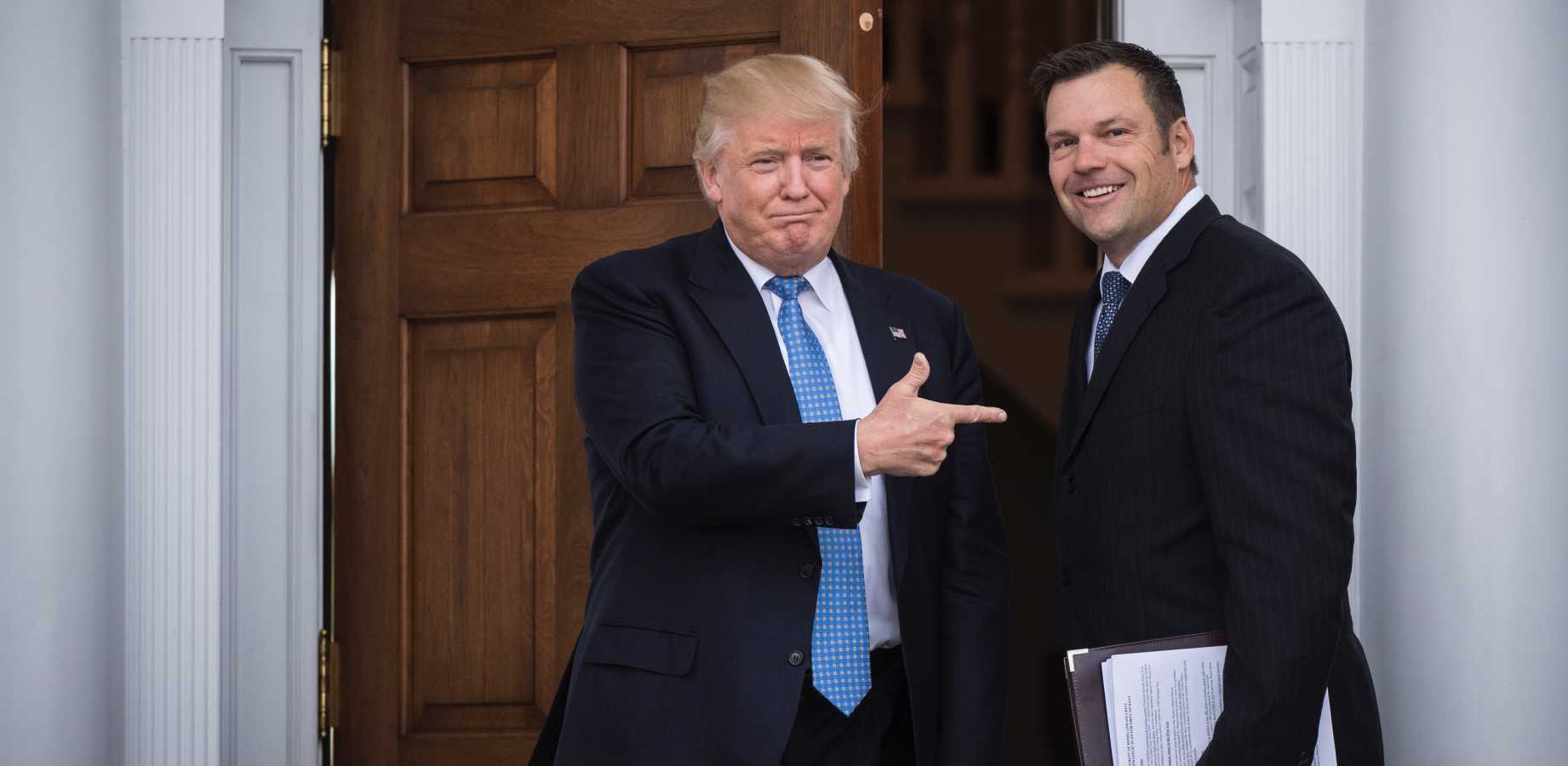 Trump and Kris Kobach in front of the White House in January 2017 ( Image source )