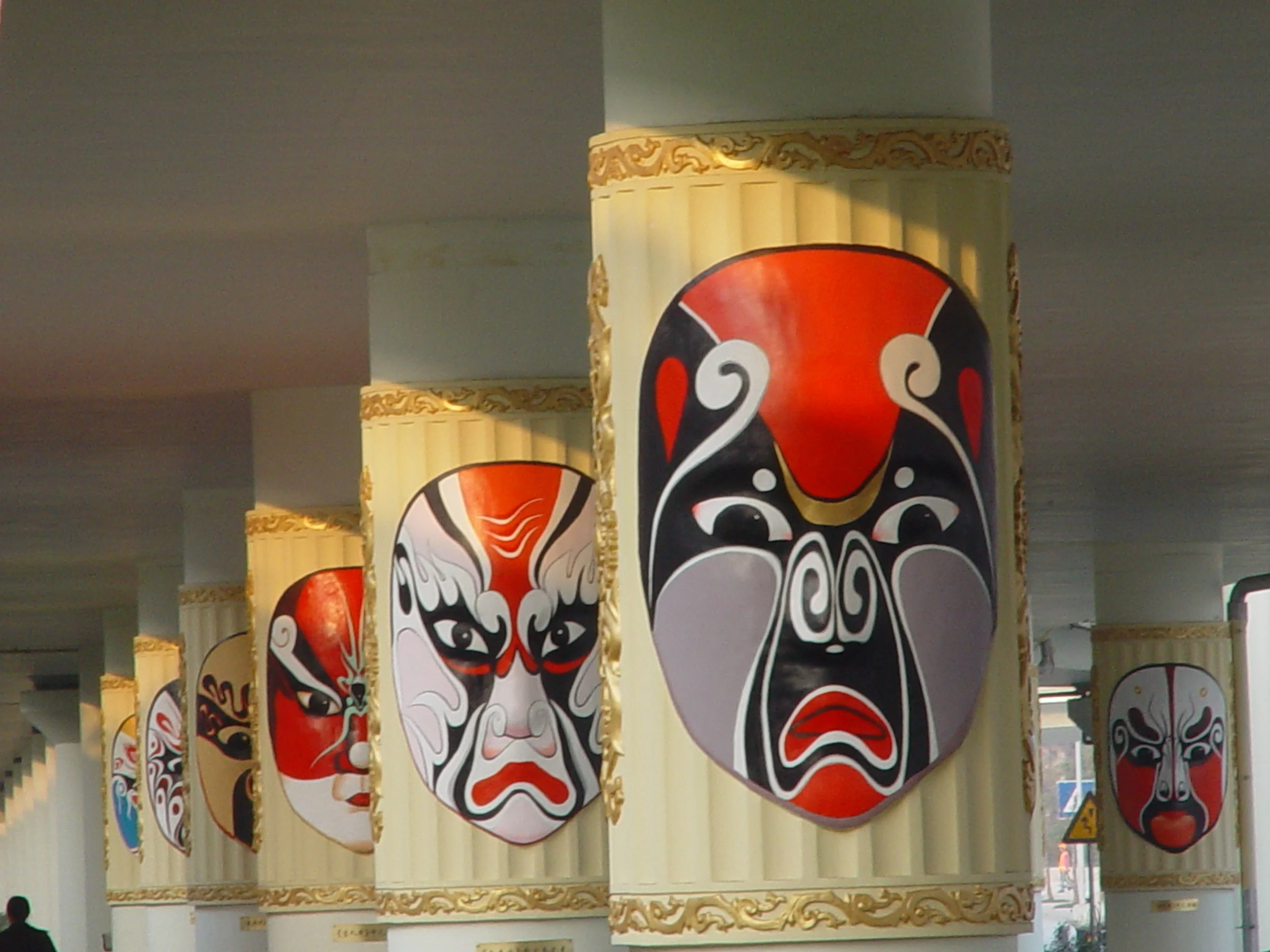 Sichuan-Opera Underpass