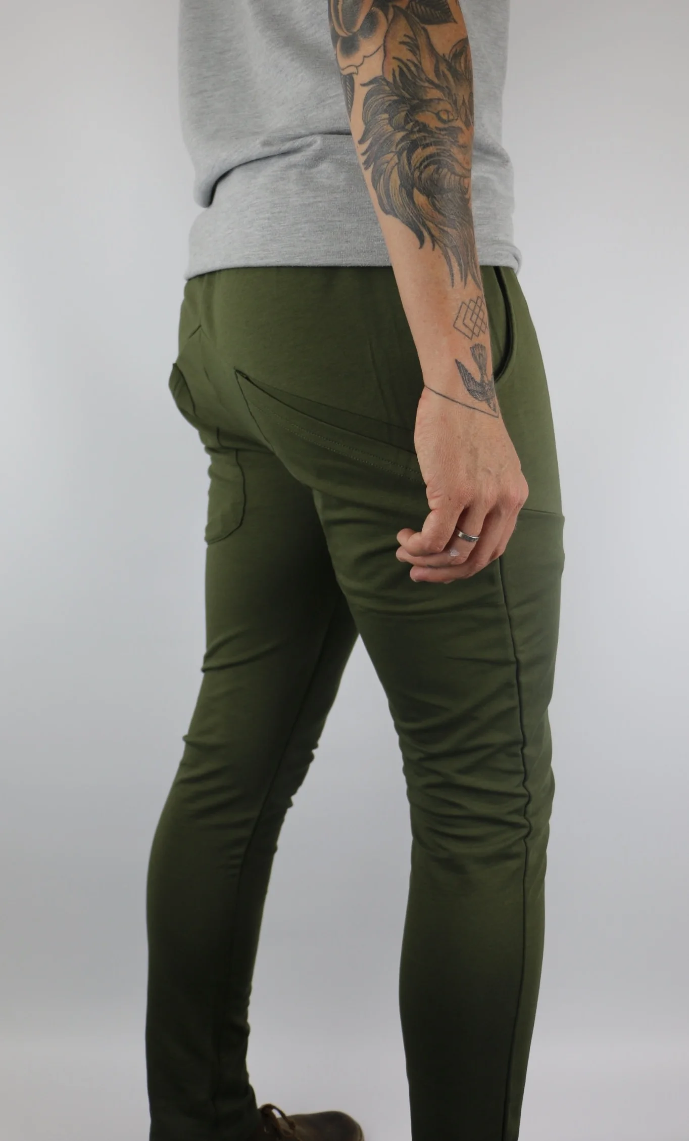 Jogger Sweats Army 2.jpg