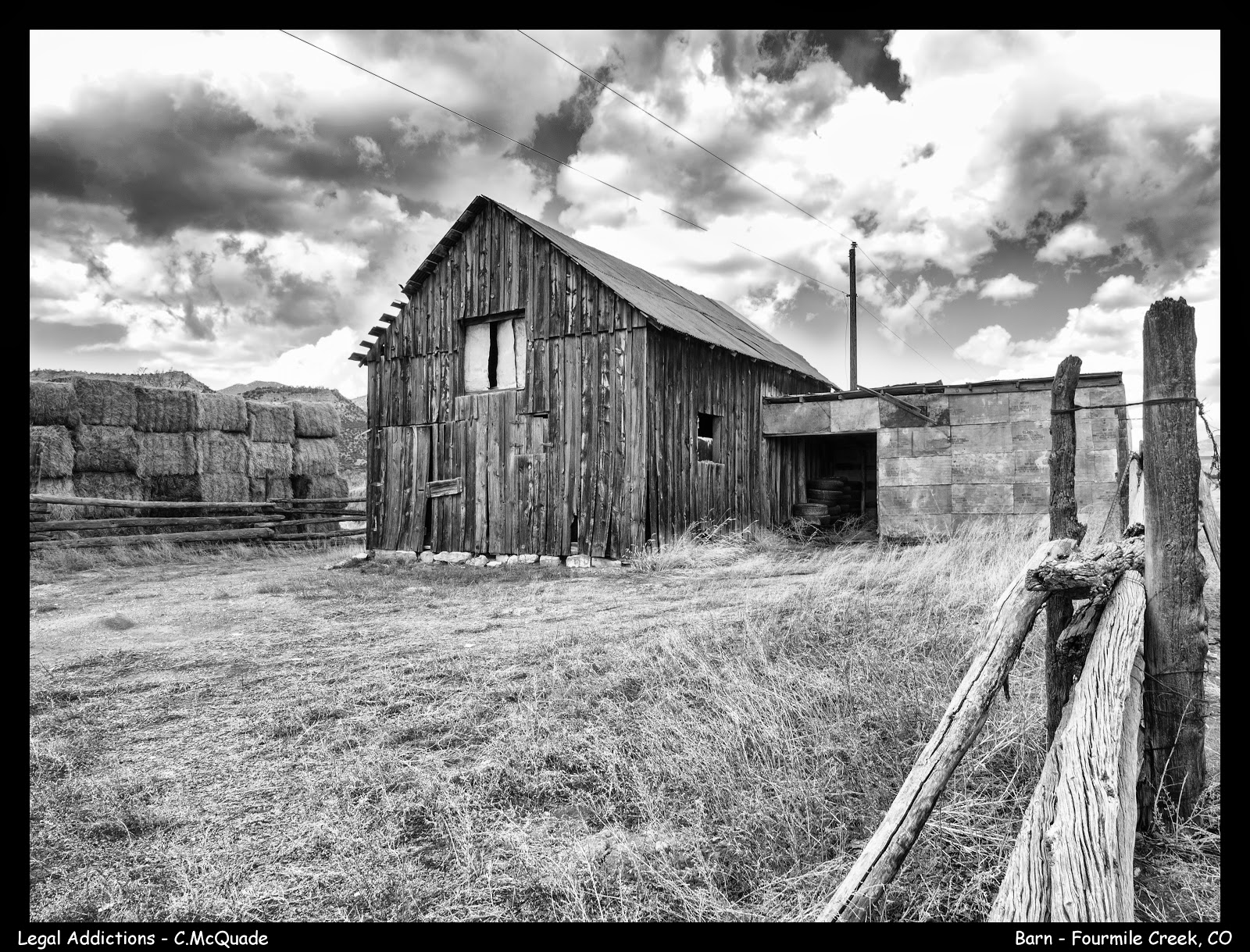 barn+near+shelf+road+bnw-.jpg