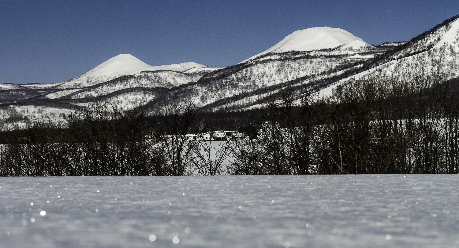 Mt. Shakunage-dake &amp; Mt.&nbsp;Chise-nupuri