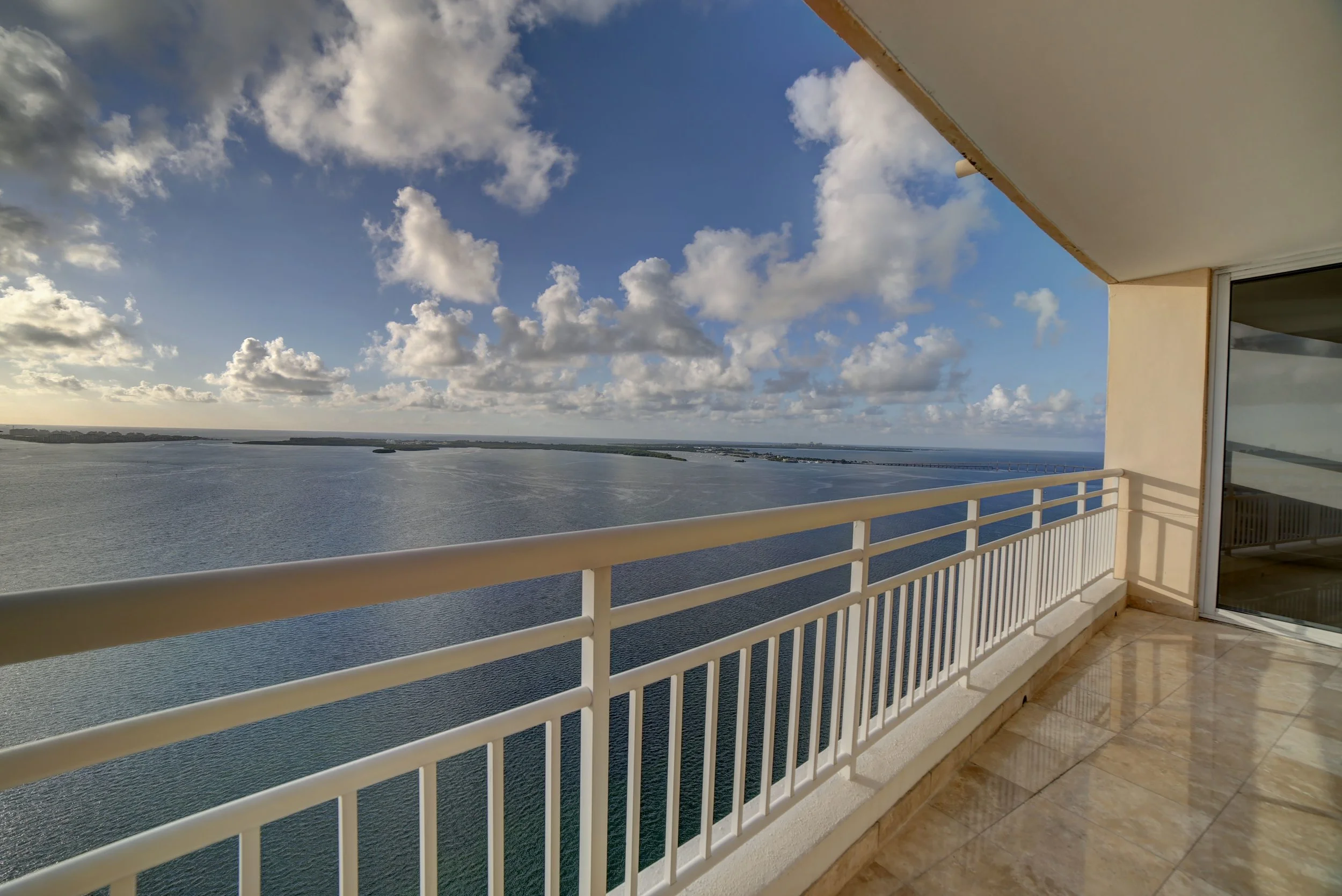 view_2.jpg