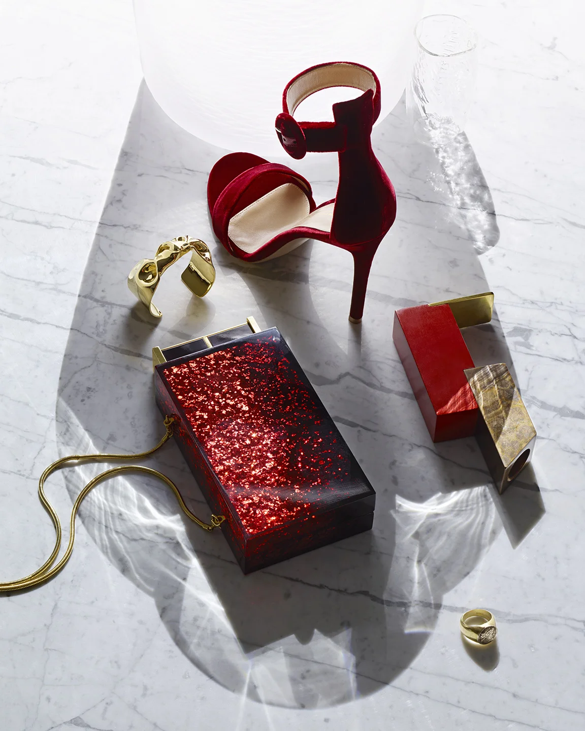 TELEGRAPH LUXURY