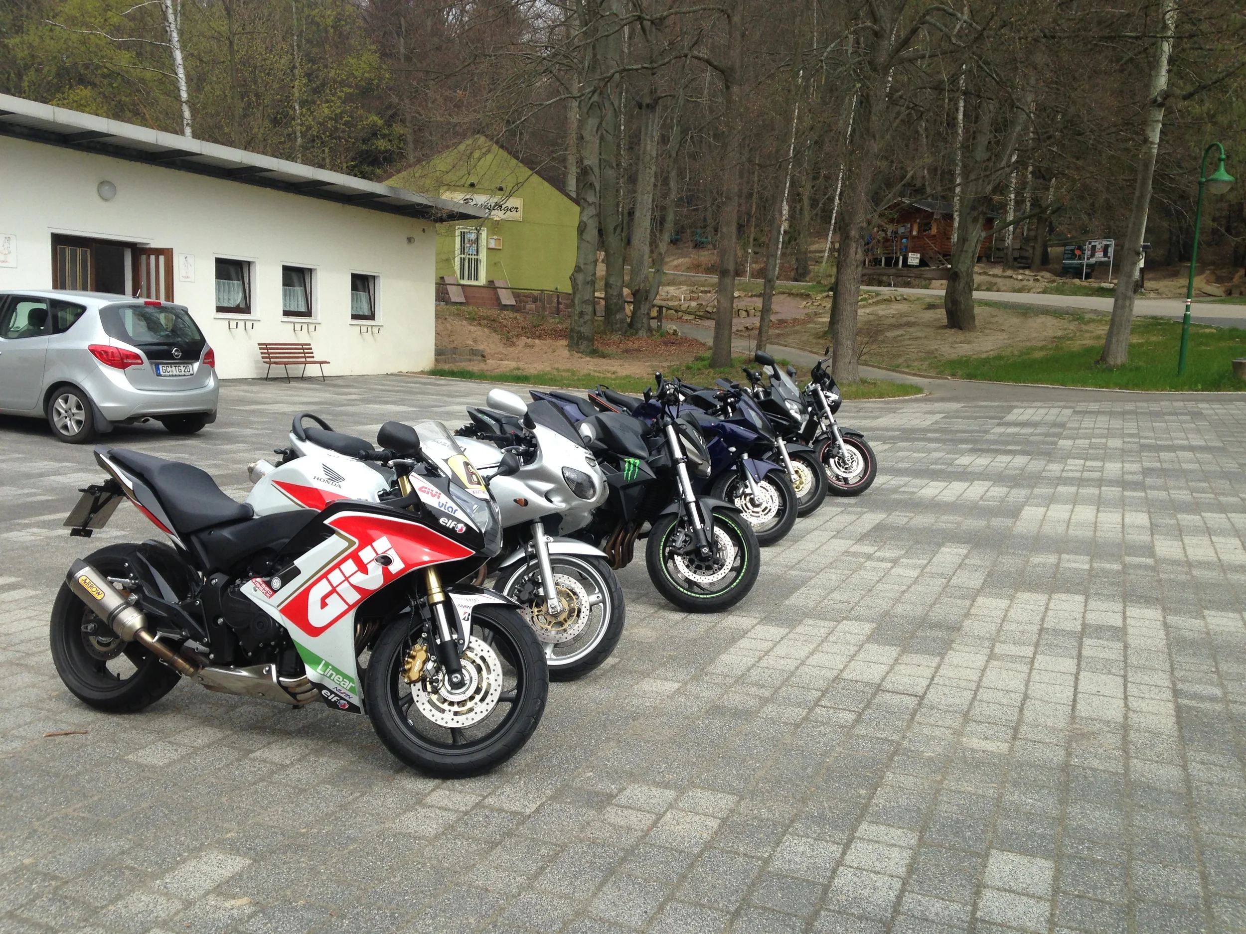 Ausfahrt Talsperre Kriebstein April 2014 2.JPG