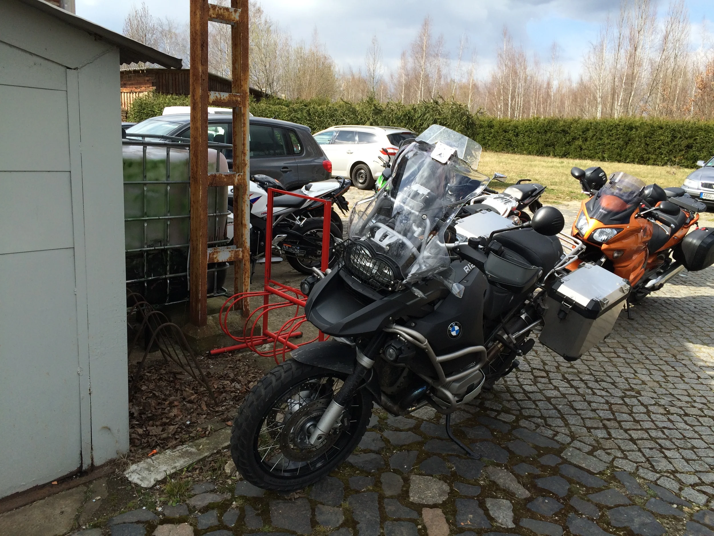4. MOTORRADSTAMMTISCH