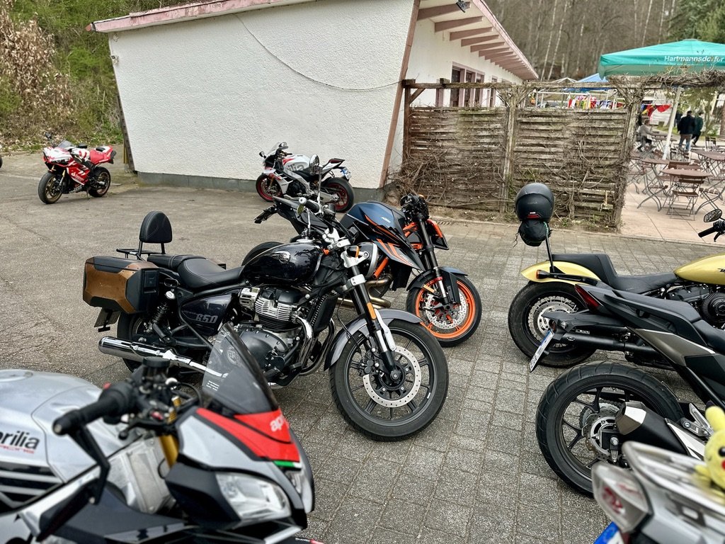 663969CF-6AEE-4CA0-8DCB-52C16E27B0AD_1_105_c.jpeg