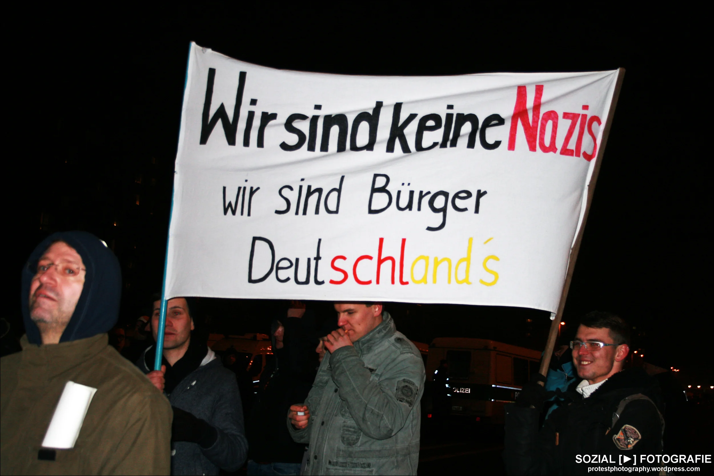 Should the Political Establishment in Germany Be Open to a Dialogue with the Pegida movement?