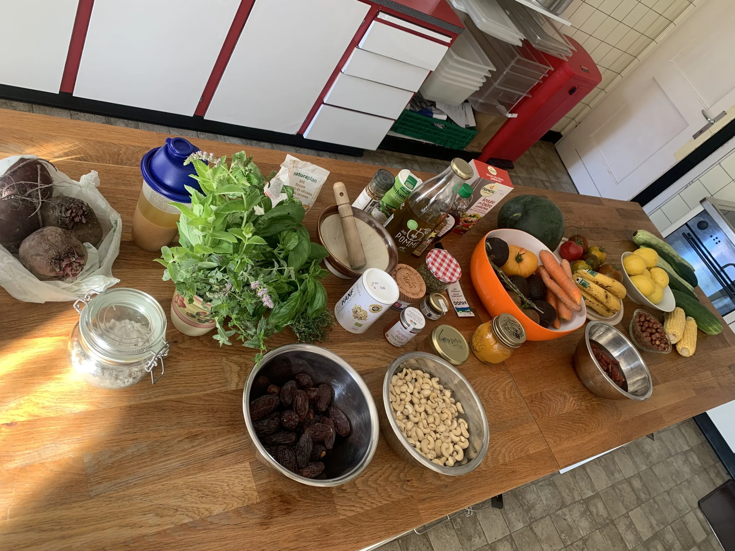  yoga au jardin  et atelier de cuisine végétarienne