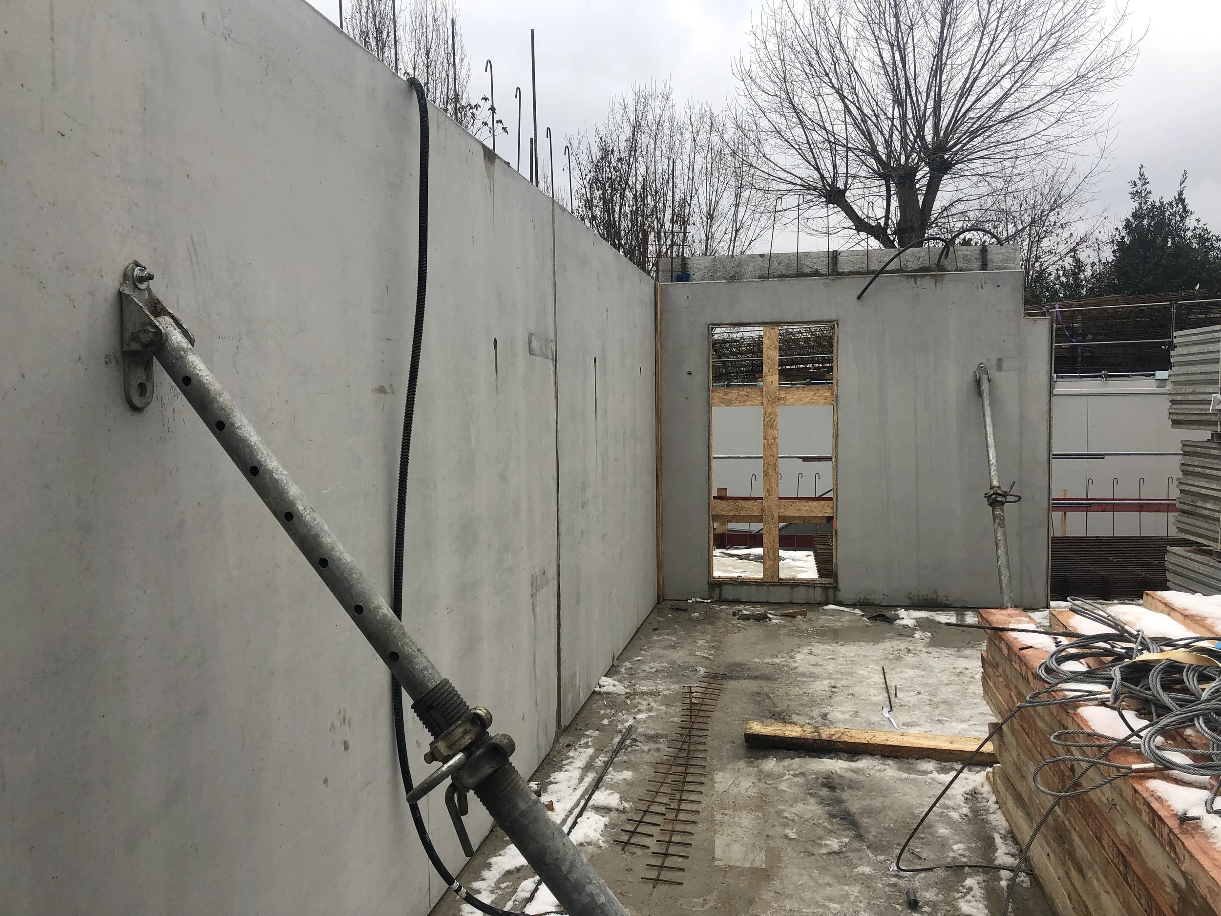 Mise en place des pré-murs du R+1