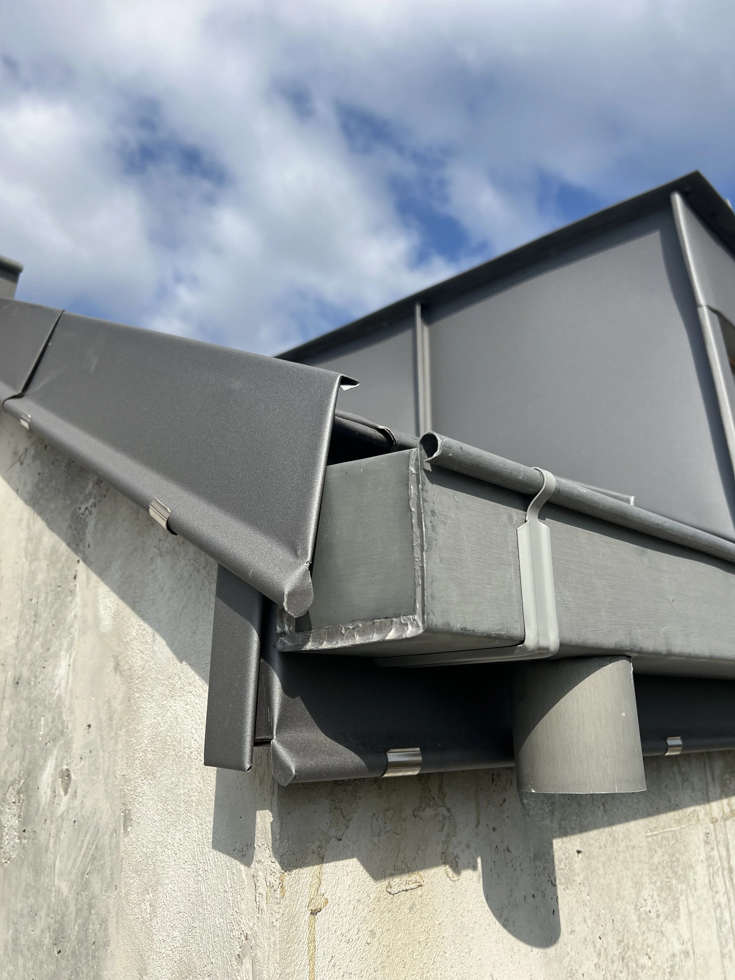 Détail de finition de la couverture