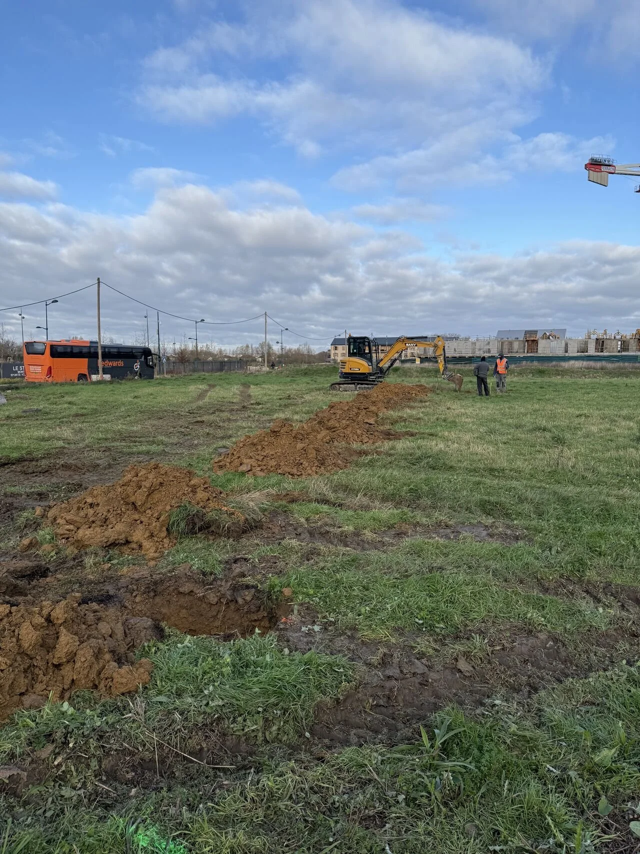 Installation des clotûres de chantier