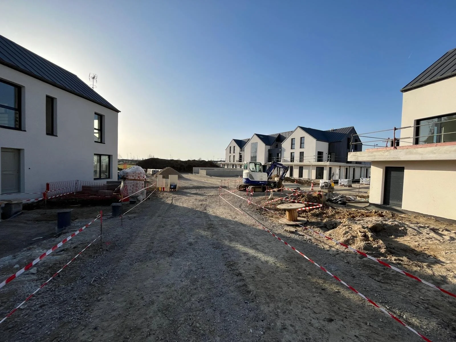 Réalisation des voies extérieures