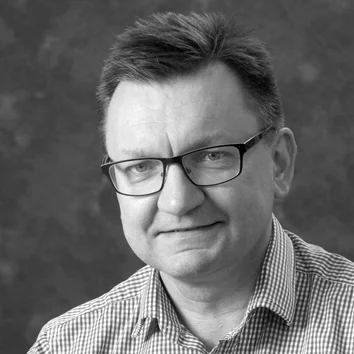 Øivind Kvammen Markeds- og forvaltningsdirektør 99 57 53 46 oivind.kvammen@vaerste.no