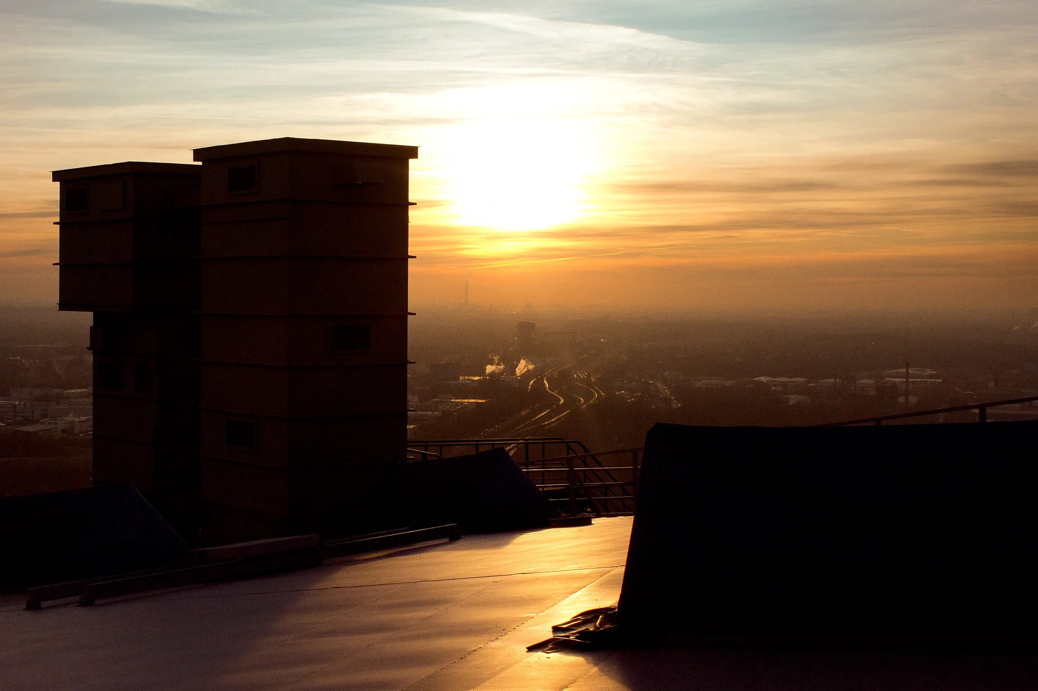 NORDRHEIN-WESTFALEN &amp; HESSE