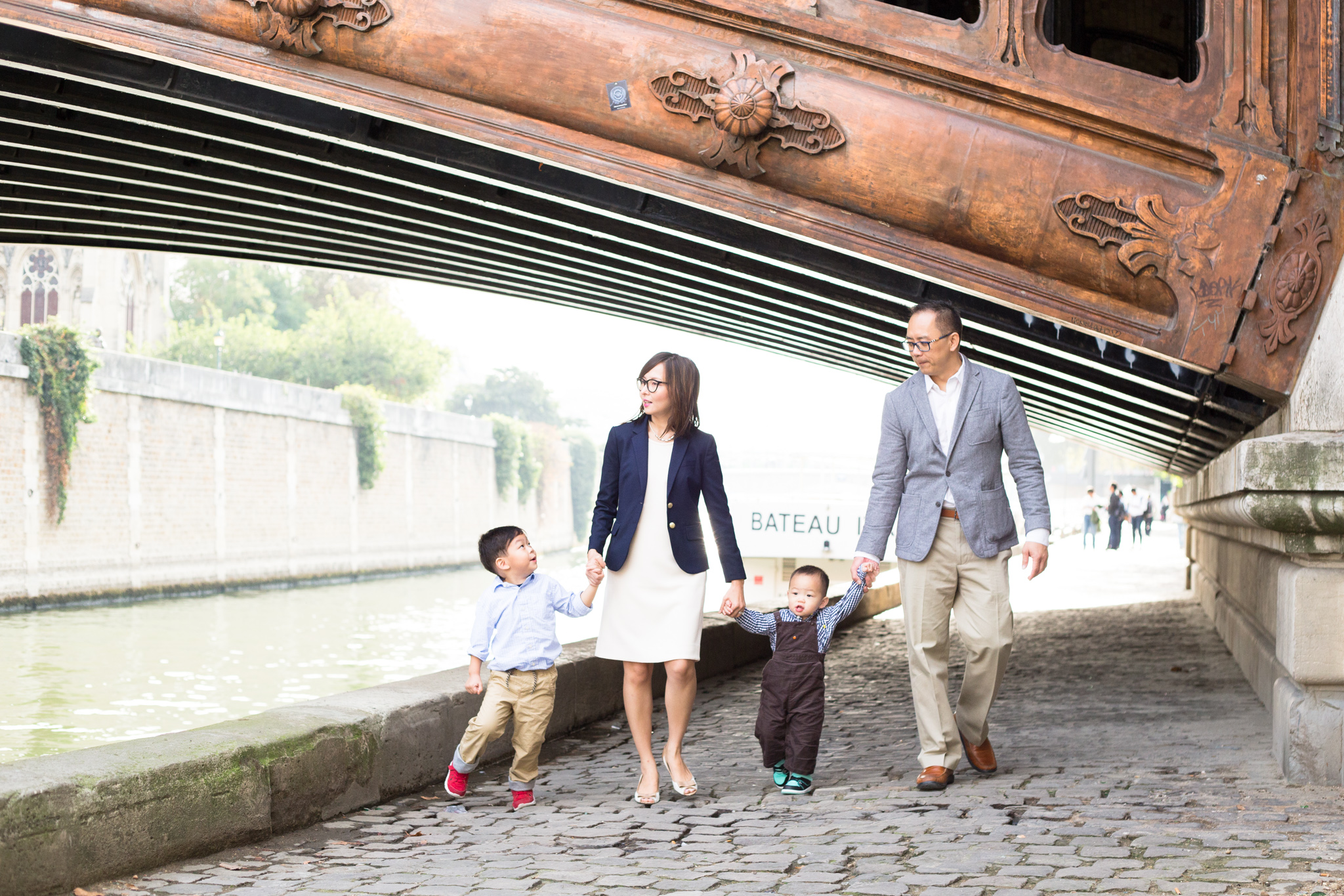 family-on-quays-near-notre-dame.jpg