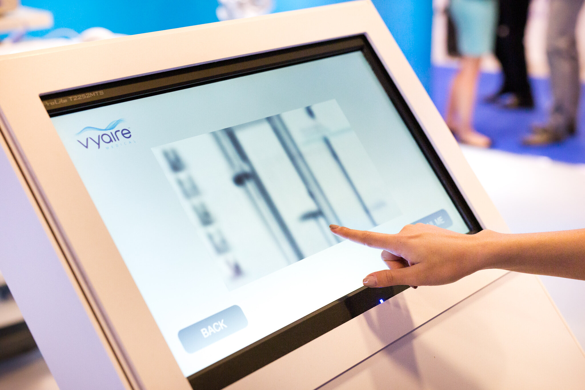  medical-technology-exhibition-highlight-in-paris 