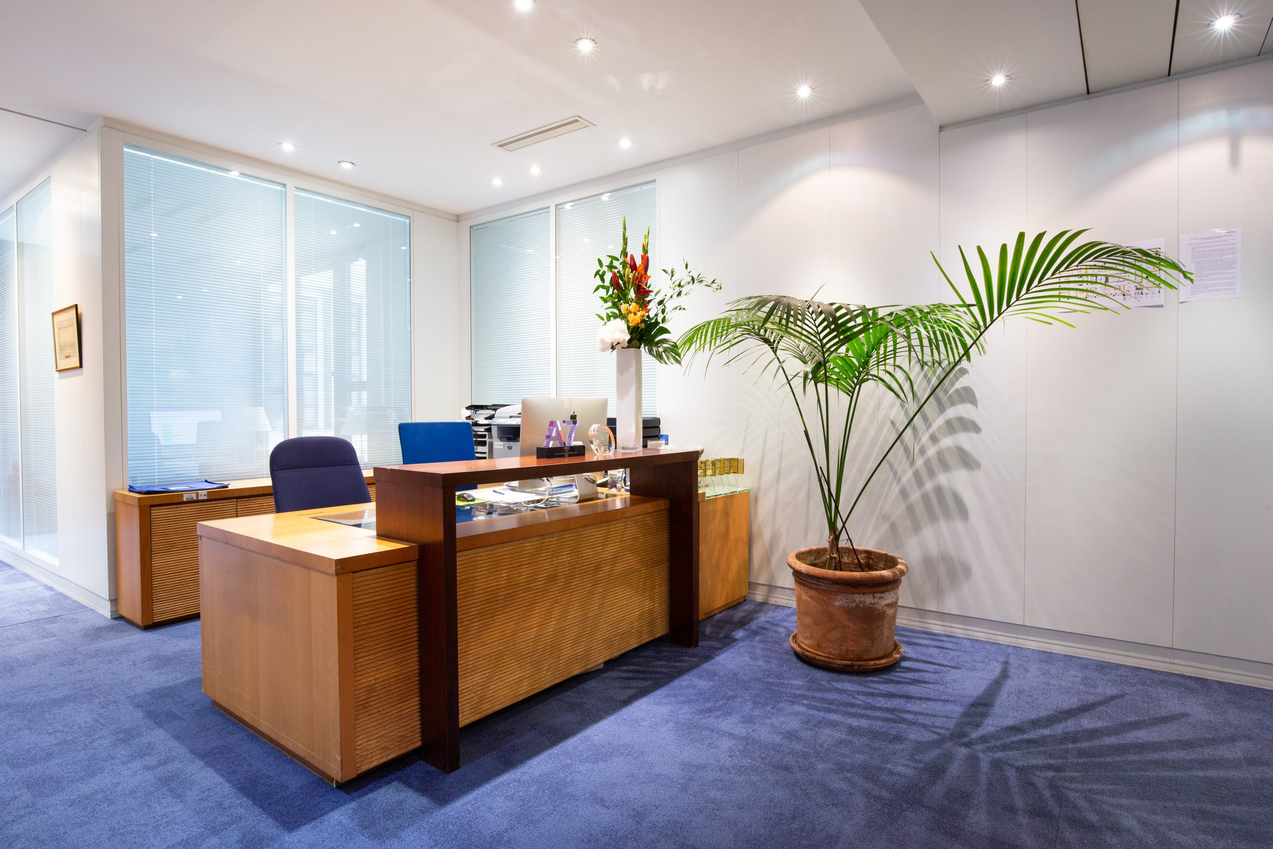  reception-desk-from-front 