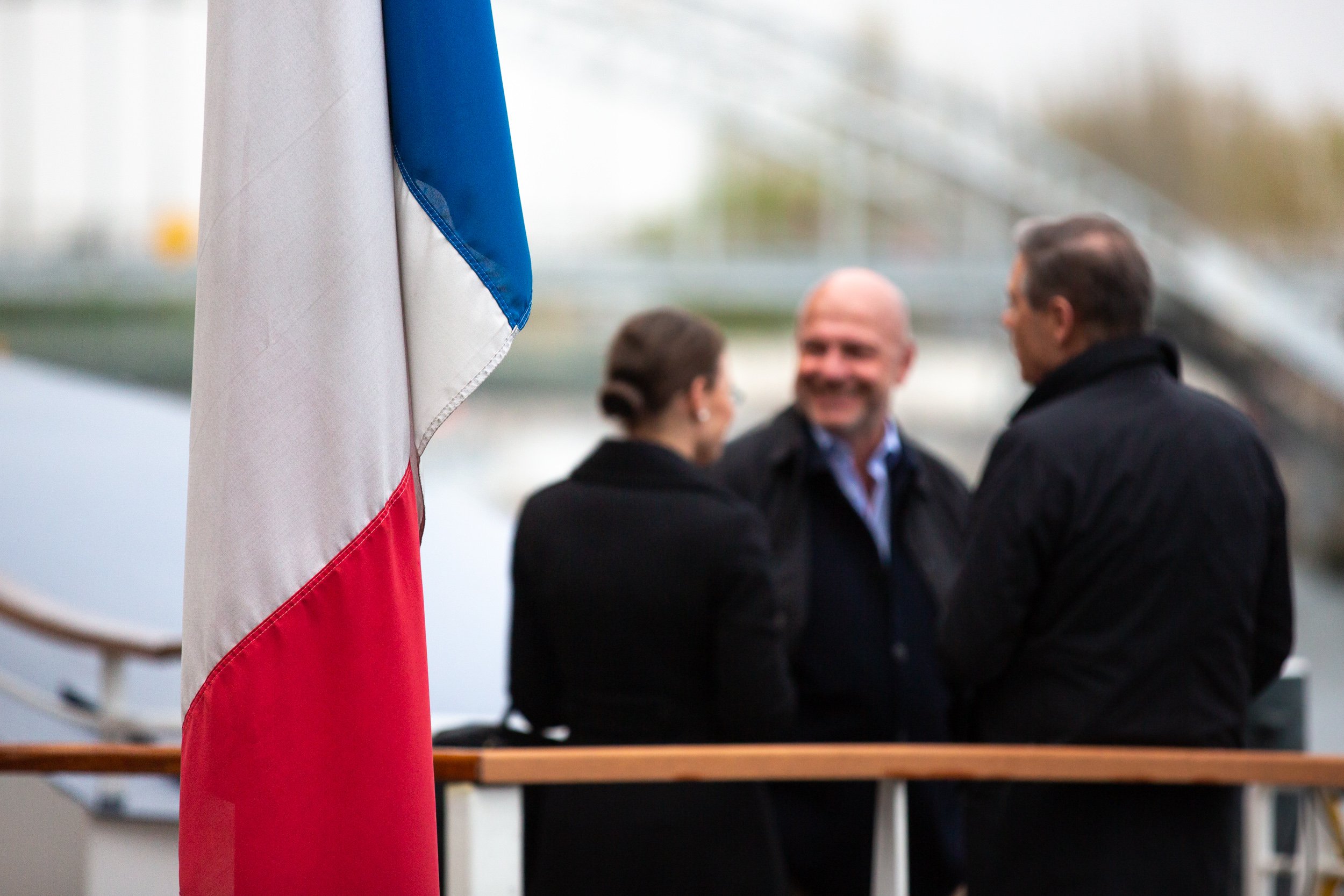  networking-by-eiffel-tower 