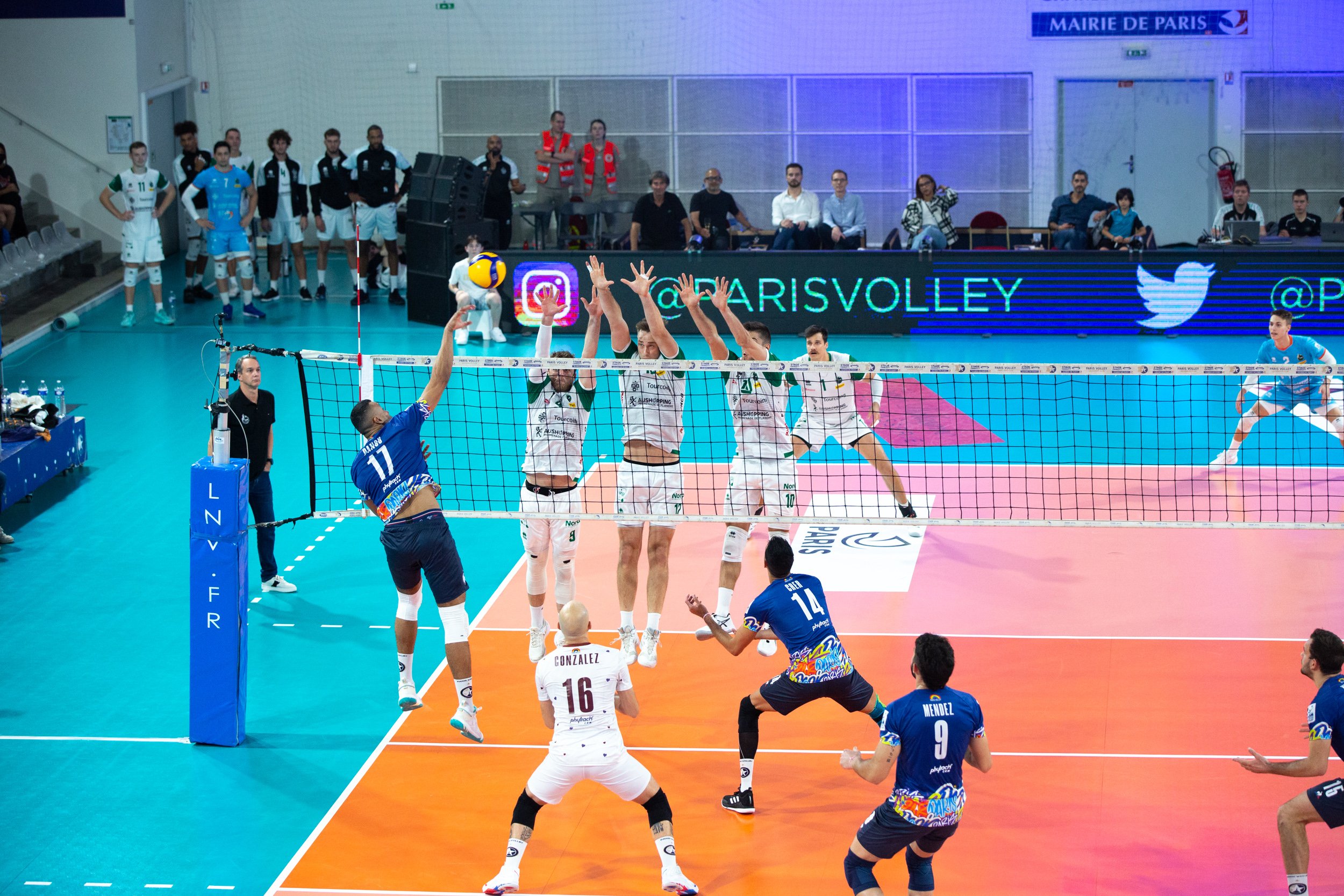  volleyball-sports-reportage 