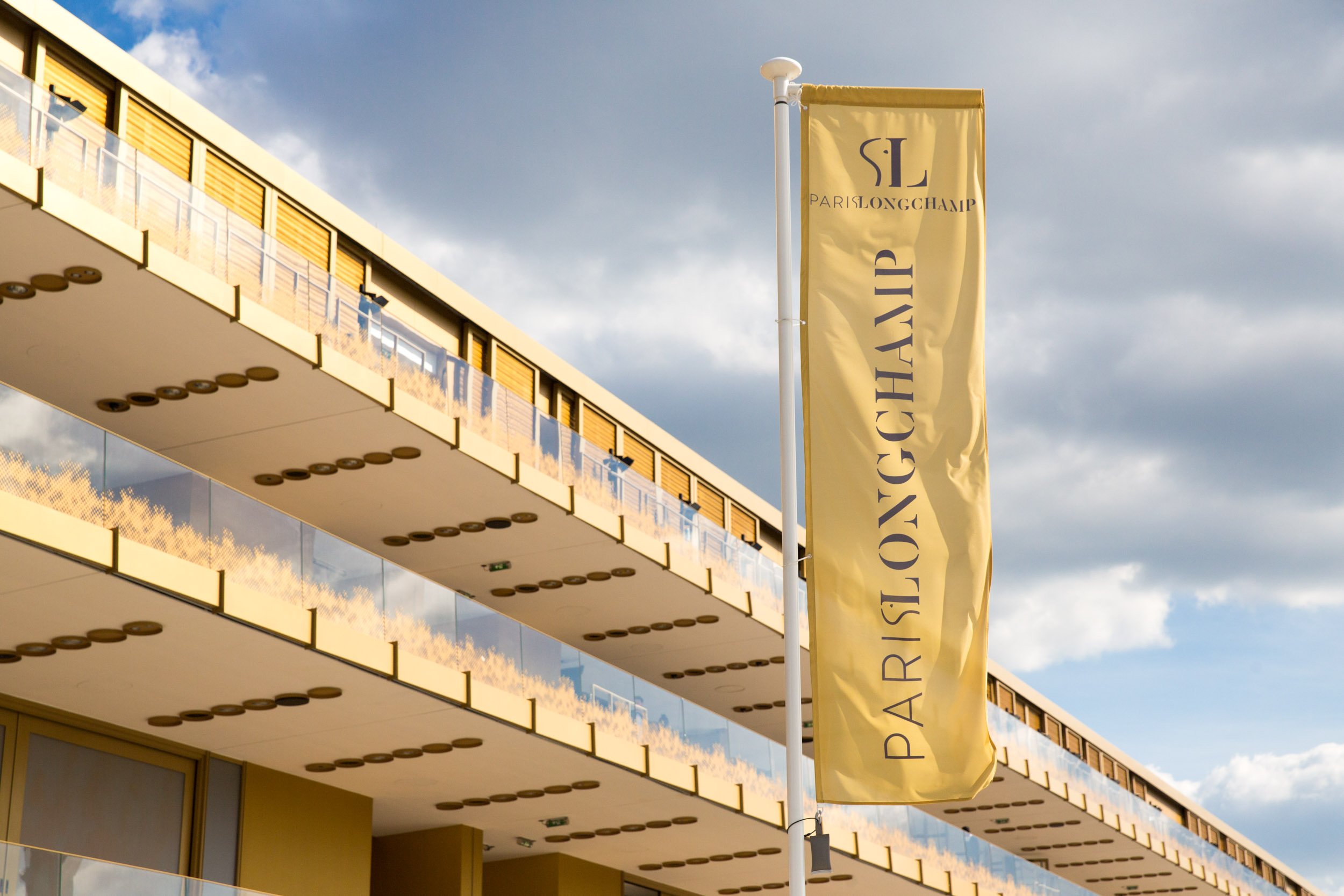 044_section-of-hippodrome-de -paris-longchamp-before-team-outing.jpg