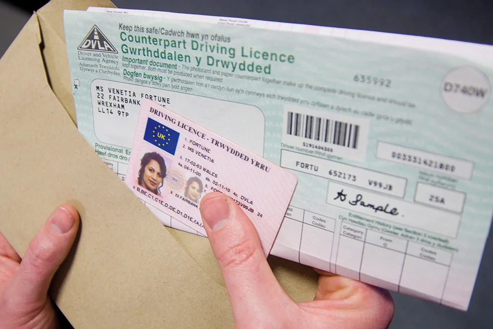 Abolition of counterpart driving licences