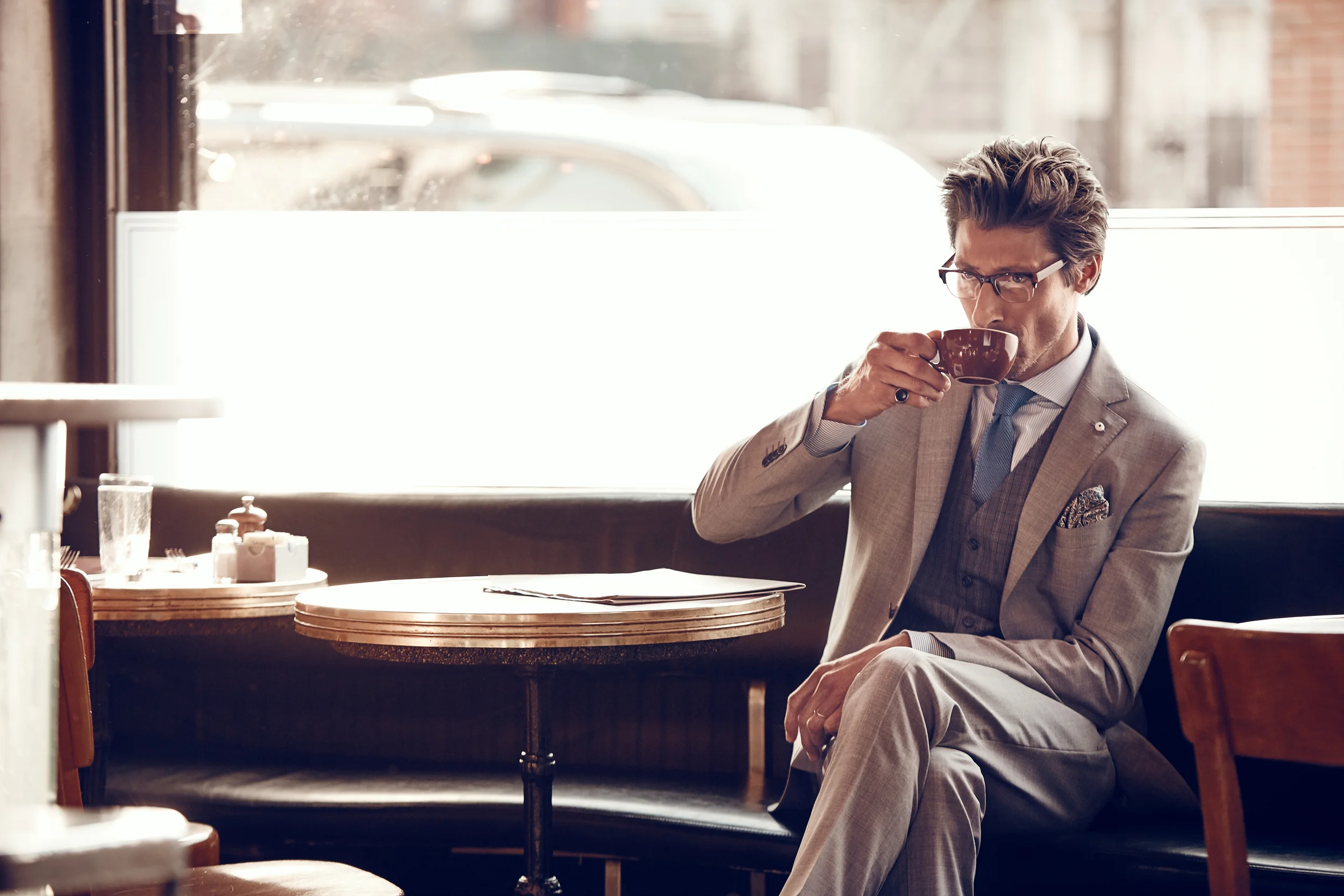 Brands_To_Know_Made_In_Italy_Lubiam_Suiting_MRTW_1147424191_EDITORIAL_CAPTURE_041.jpg