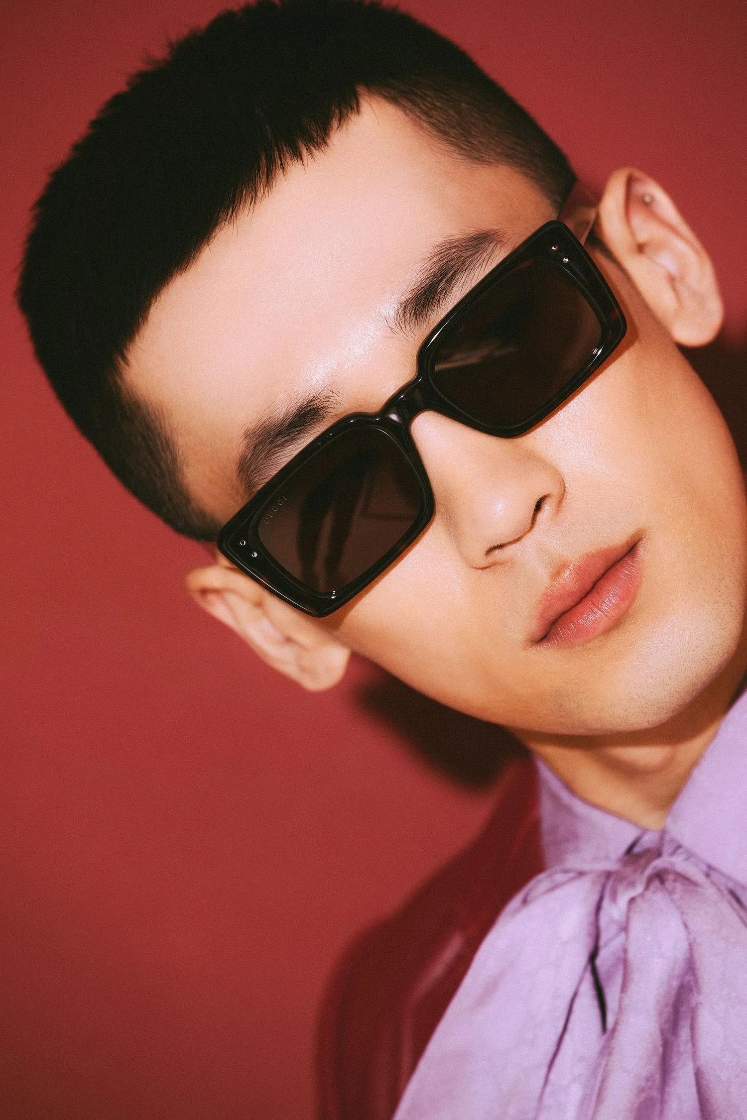 Gucci-Thomas-Welch-Eyewear-07.jpg
