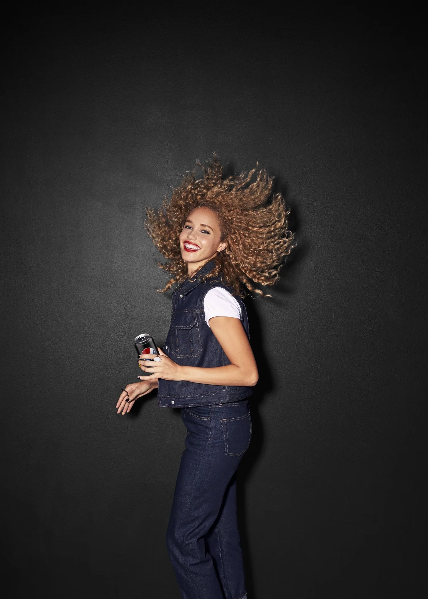 PEP_Black_Lifestyle_13_B_Allie_06297_B.jpg
