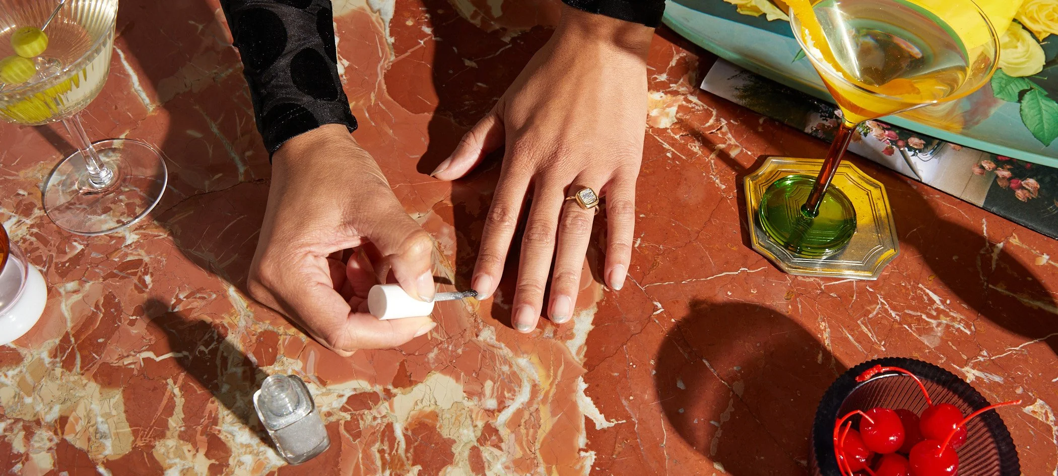 HOLIDAYNAILS_BMAG_EXP082524_0055.jpg