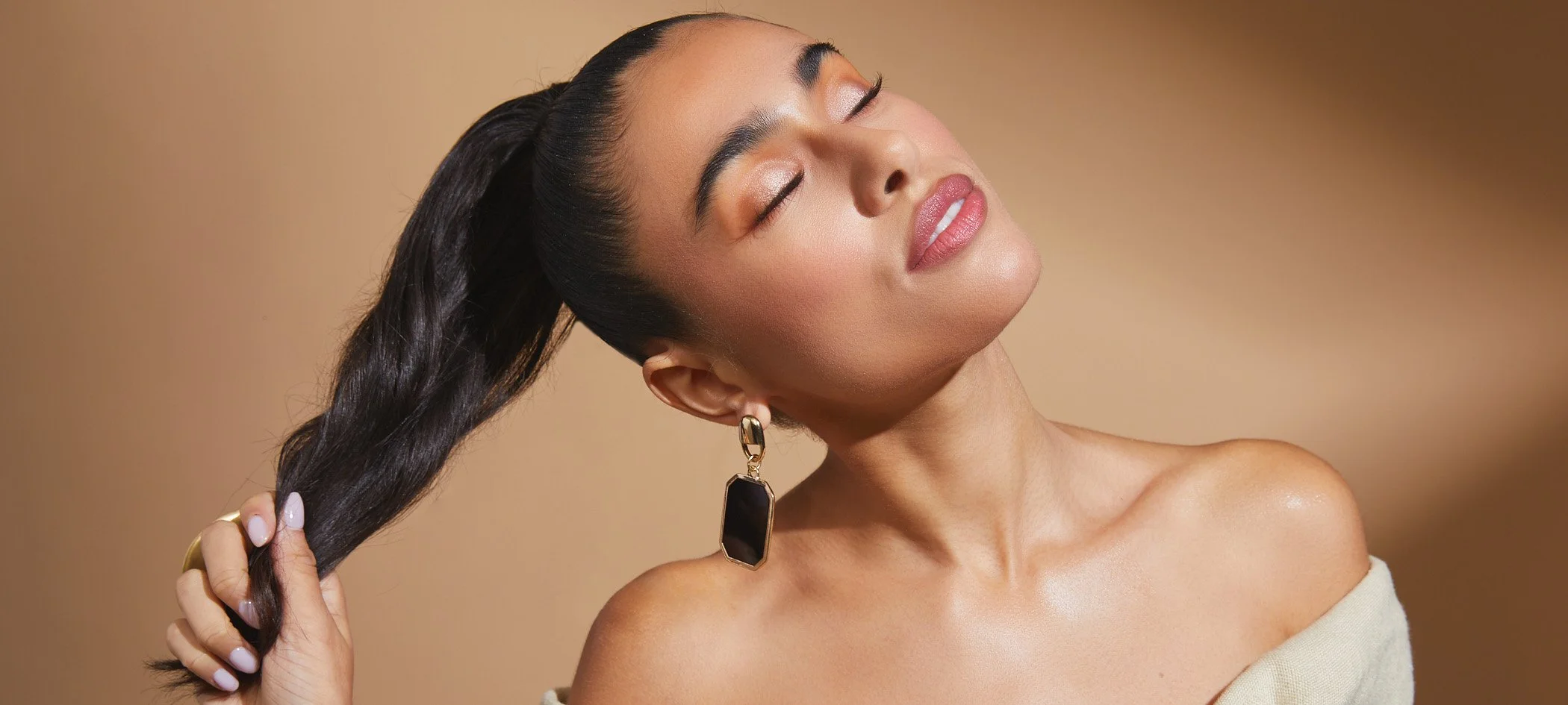 EVERGREEN_MAKEUP_BMAG_EXP071124_731.jpg