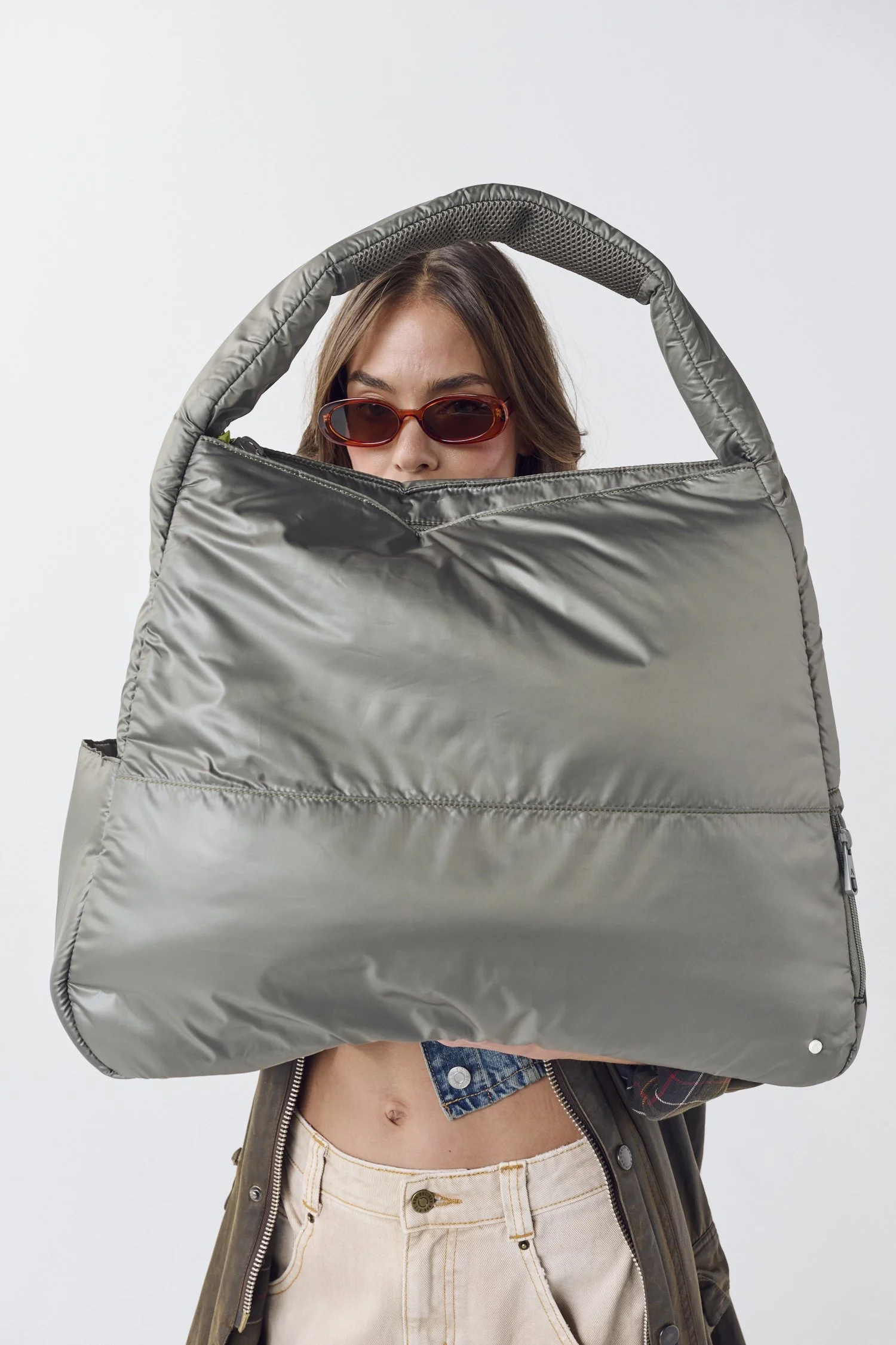 StateBags_FallWinter_Shot19_009.jpg