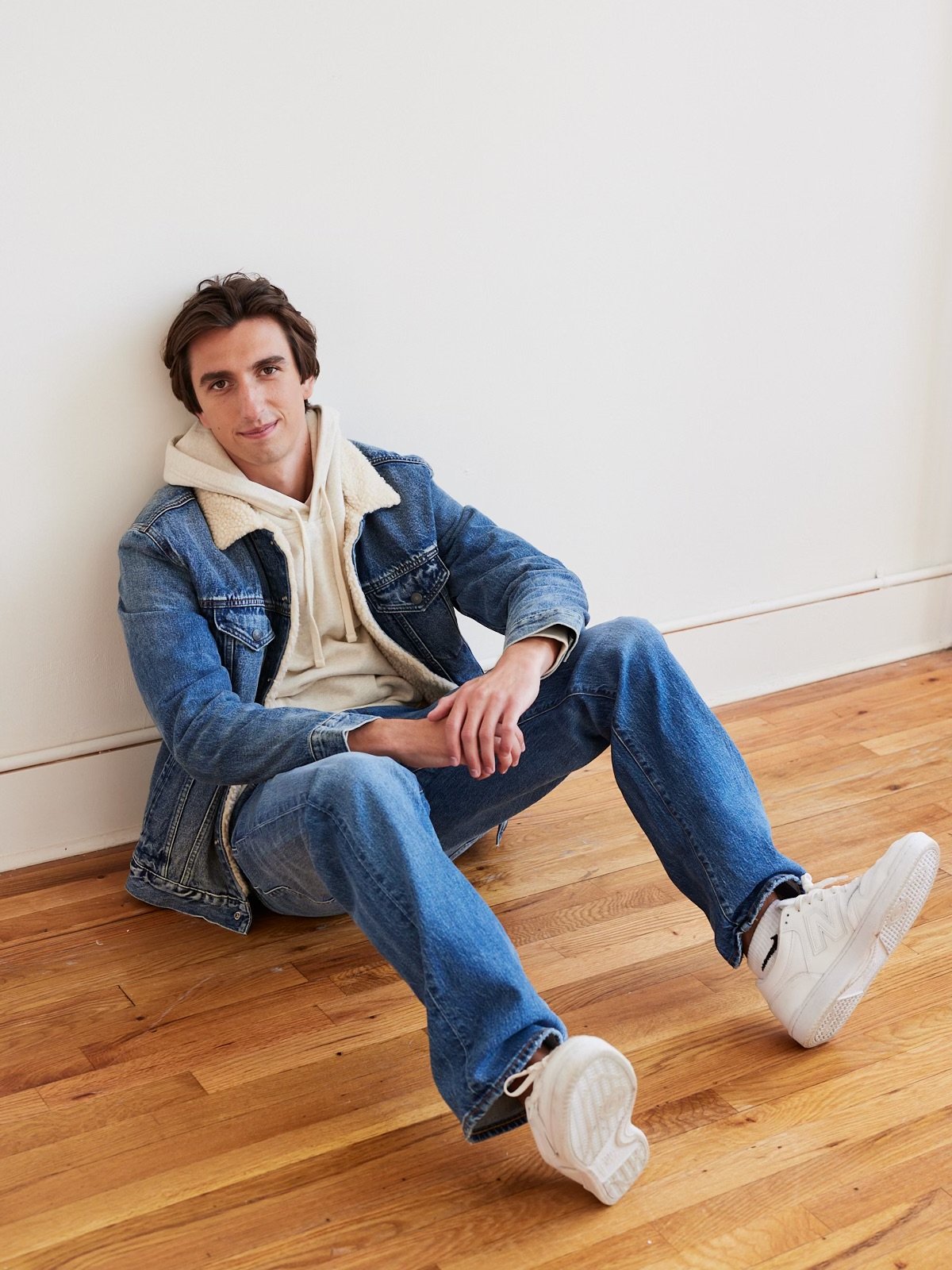 AE_HOL1_Look08_Adam_10 2.jpeg