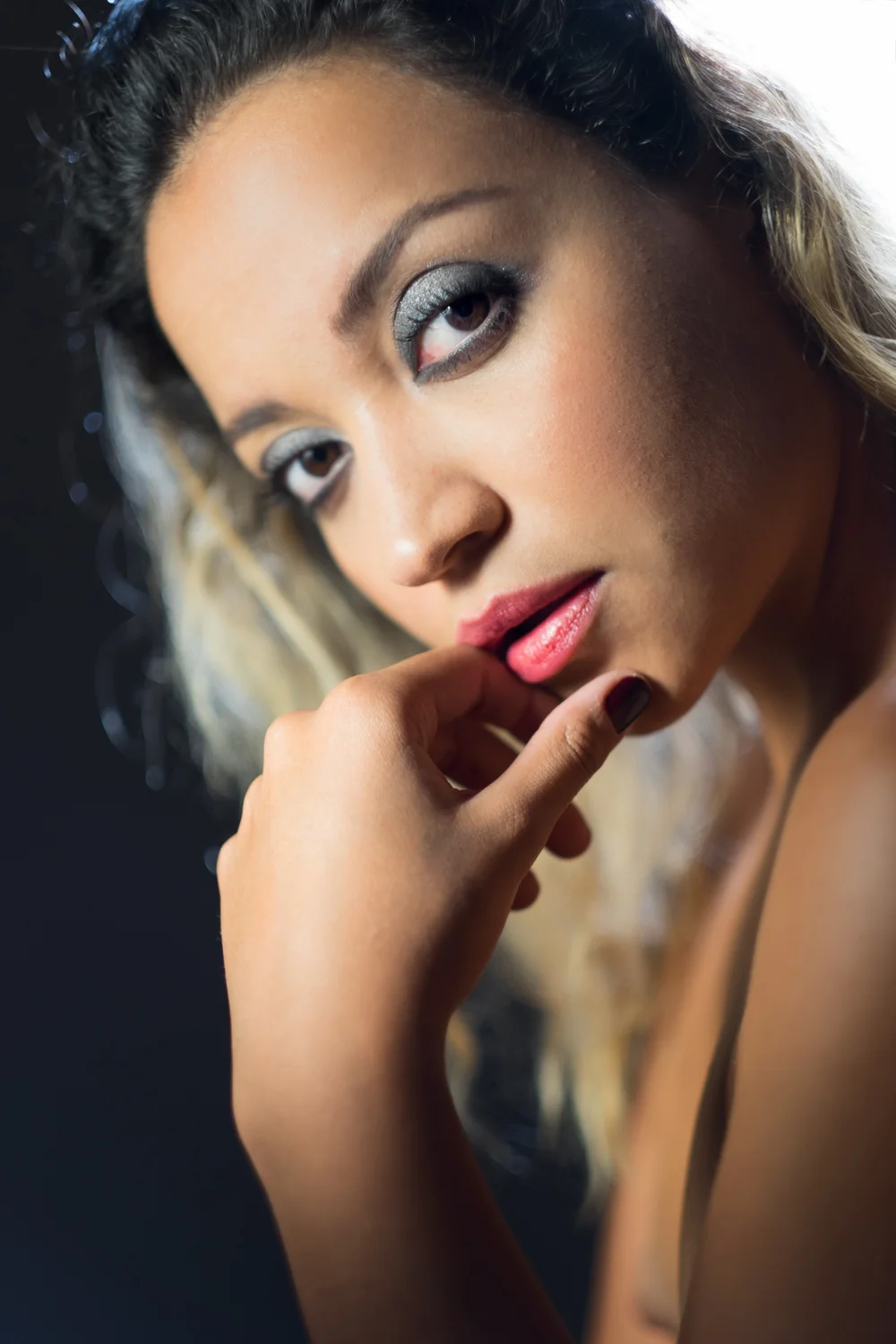 2016-04-07 Alexa Chanel Makeup_2_LeonardoBracho-2.jpg
