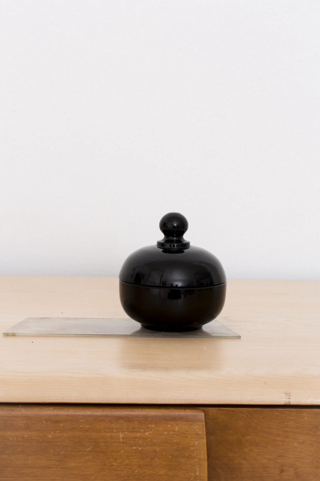 Black_Glass1_Ecomm.jpg