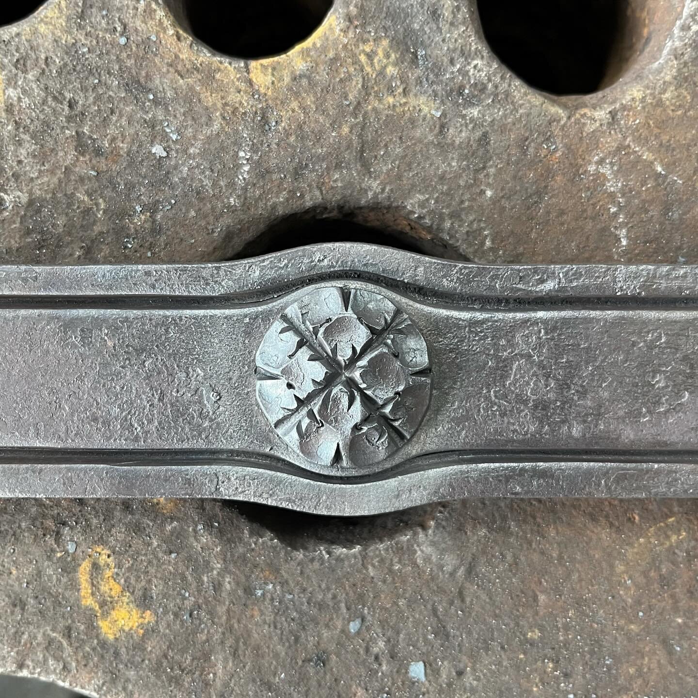 Decorative rivet treatments. 

#pugin #rivet #rivets #riveting #blacksmithing #joinery #tenon #quatrefoil #iron #ironwork #steel #forge #forged #madeindetroit