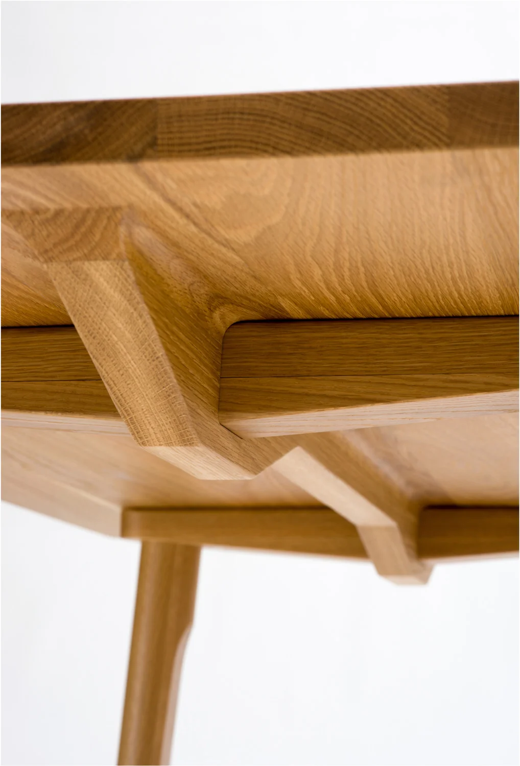 Beam table -Ariake