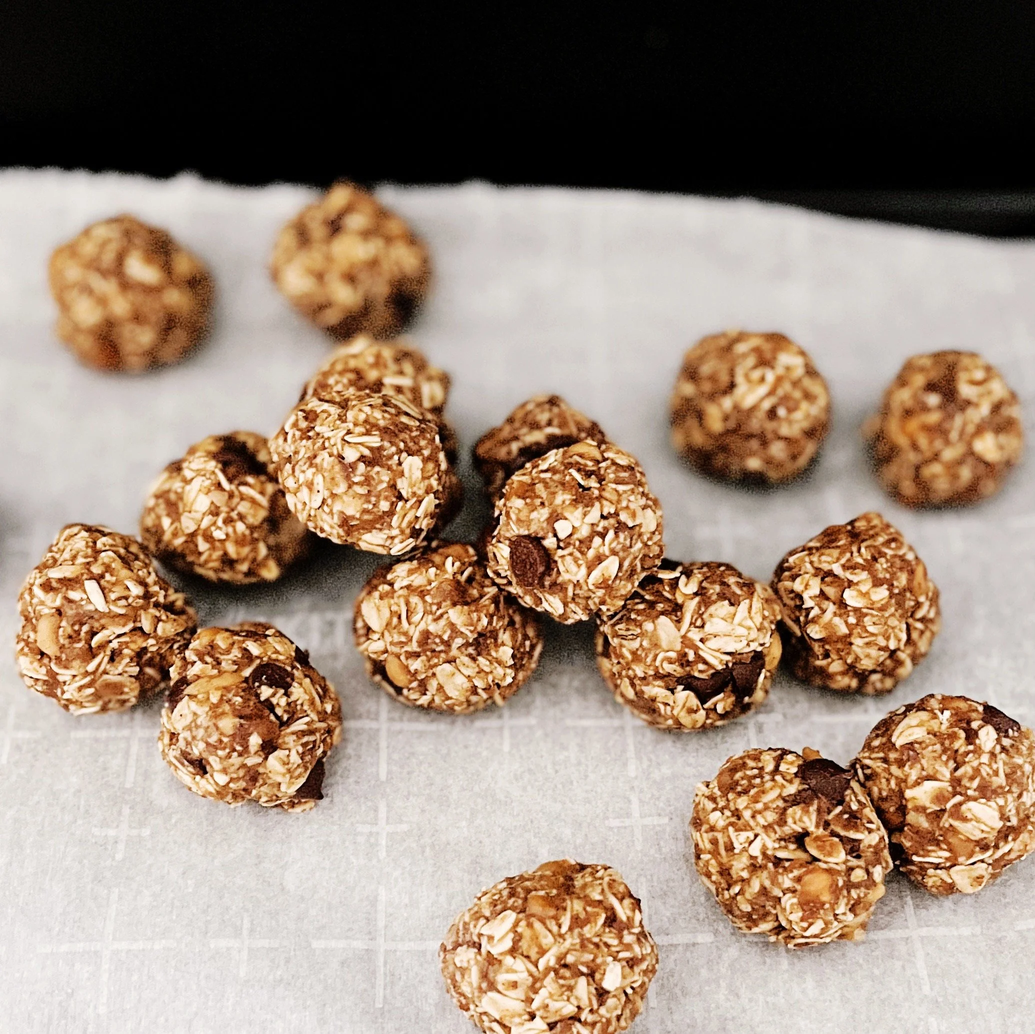 Spiced Oatmeal Bites