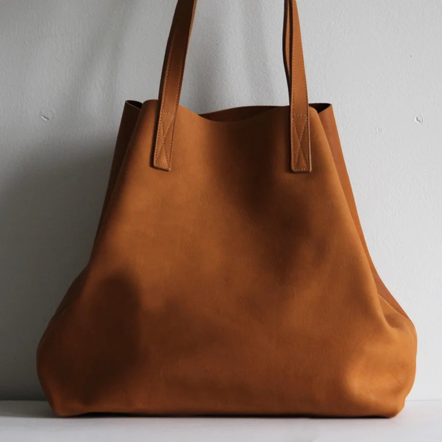 KarmoCityTote_khaki2.jpg