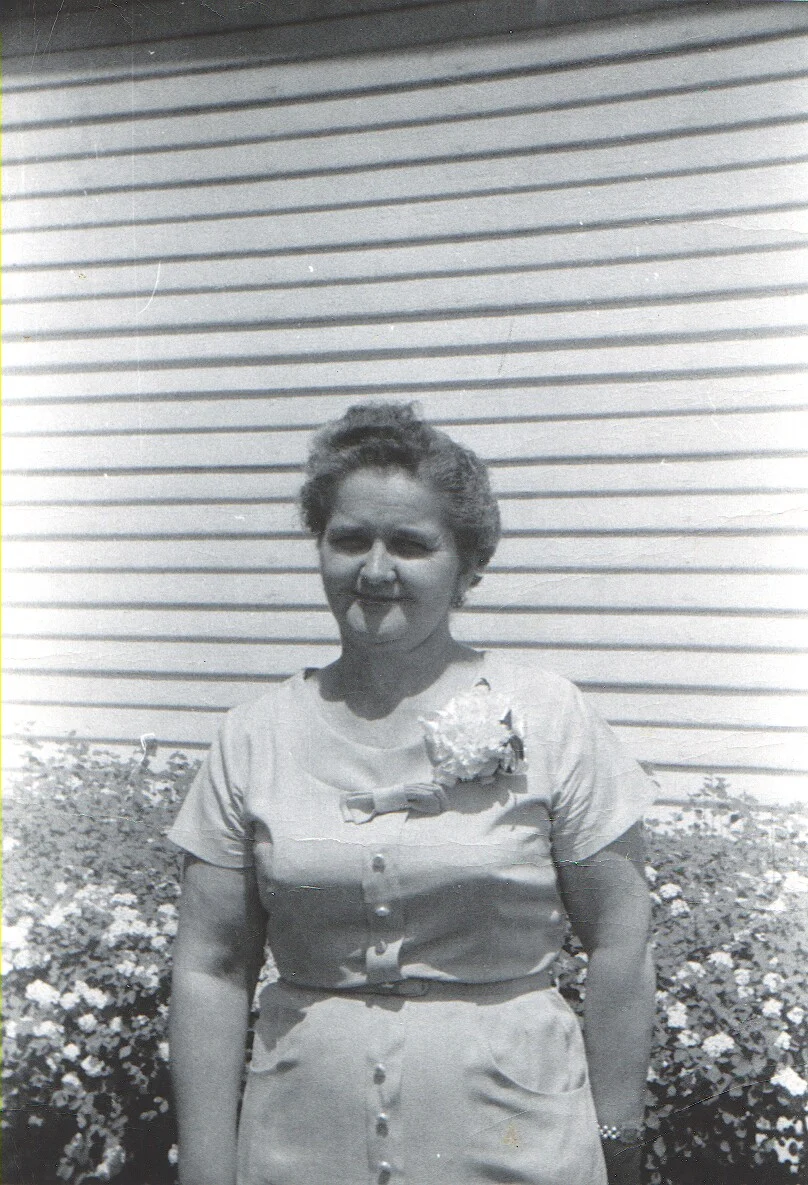 Vallie August 1957.jpg