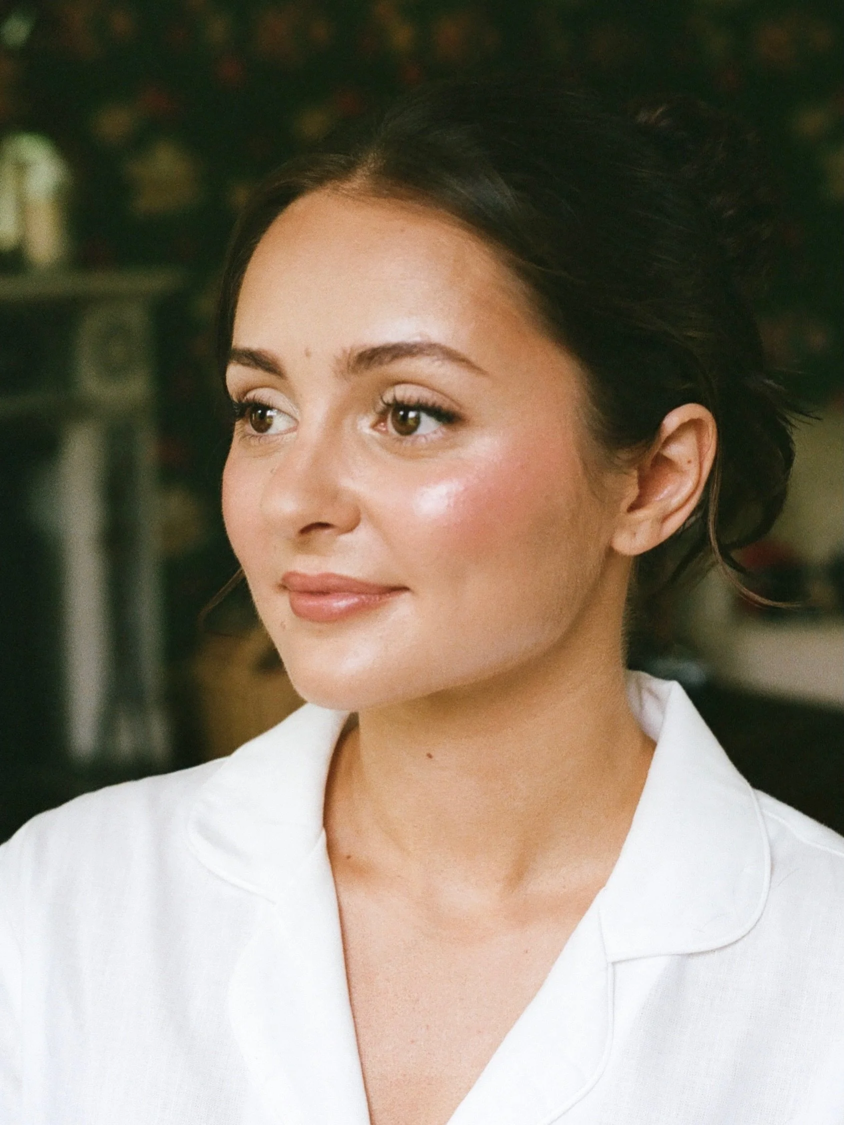 Pretty Penny ✨
Loved spending the morning with Penny and her bridal party @boconnocweddings with @melody_hair_weddings on hair 
Penny really looked after her skin and you can see it shows in the final look ❤️ 
I think the standout product here has to
