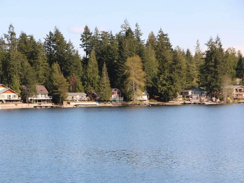 Lake Nahwatzel Waterfront — Team Vancour