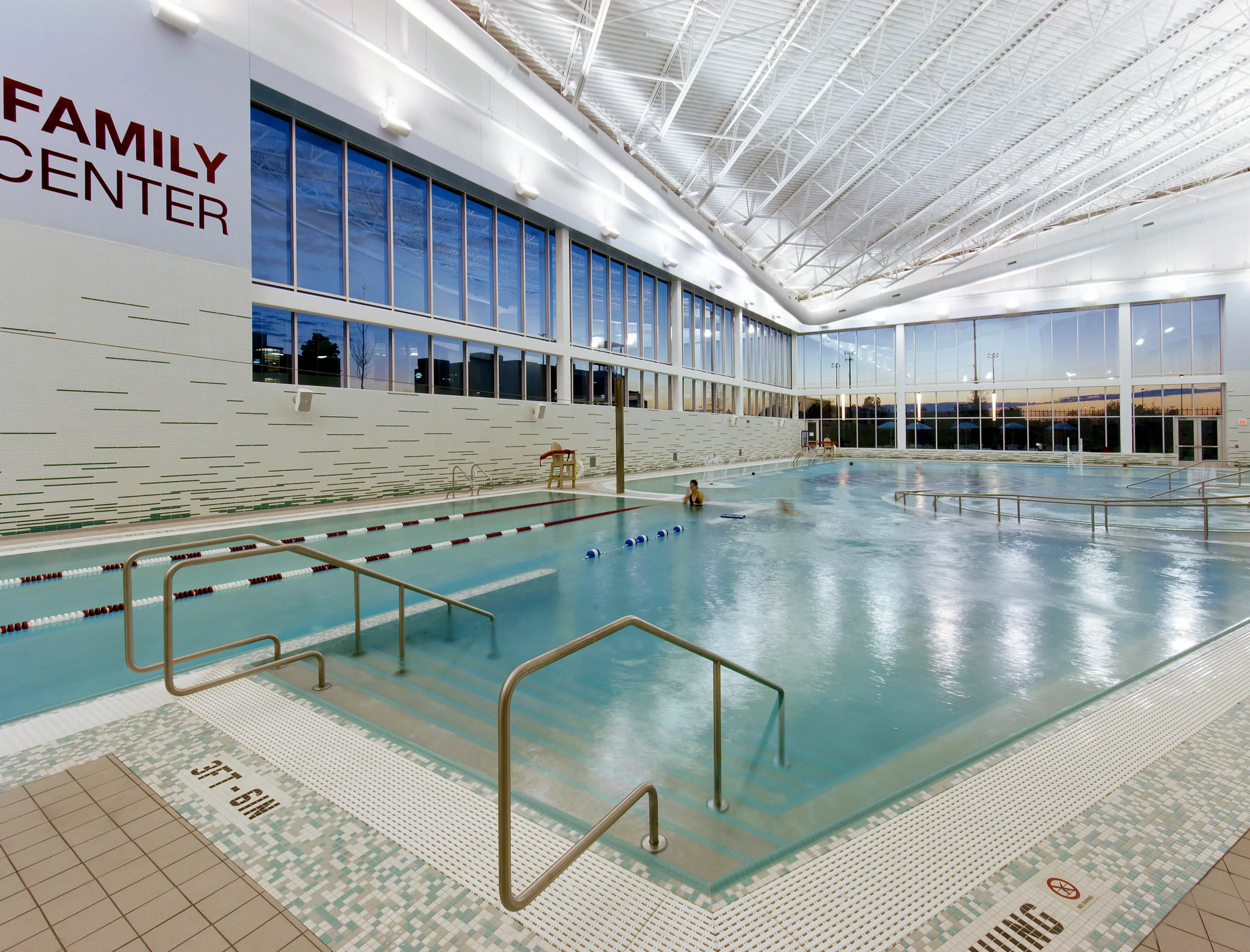 msu-reccntr-int-pool-01.jpg