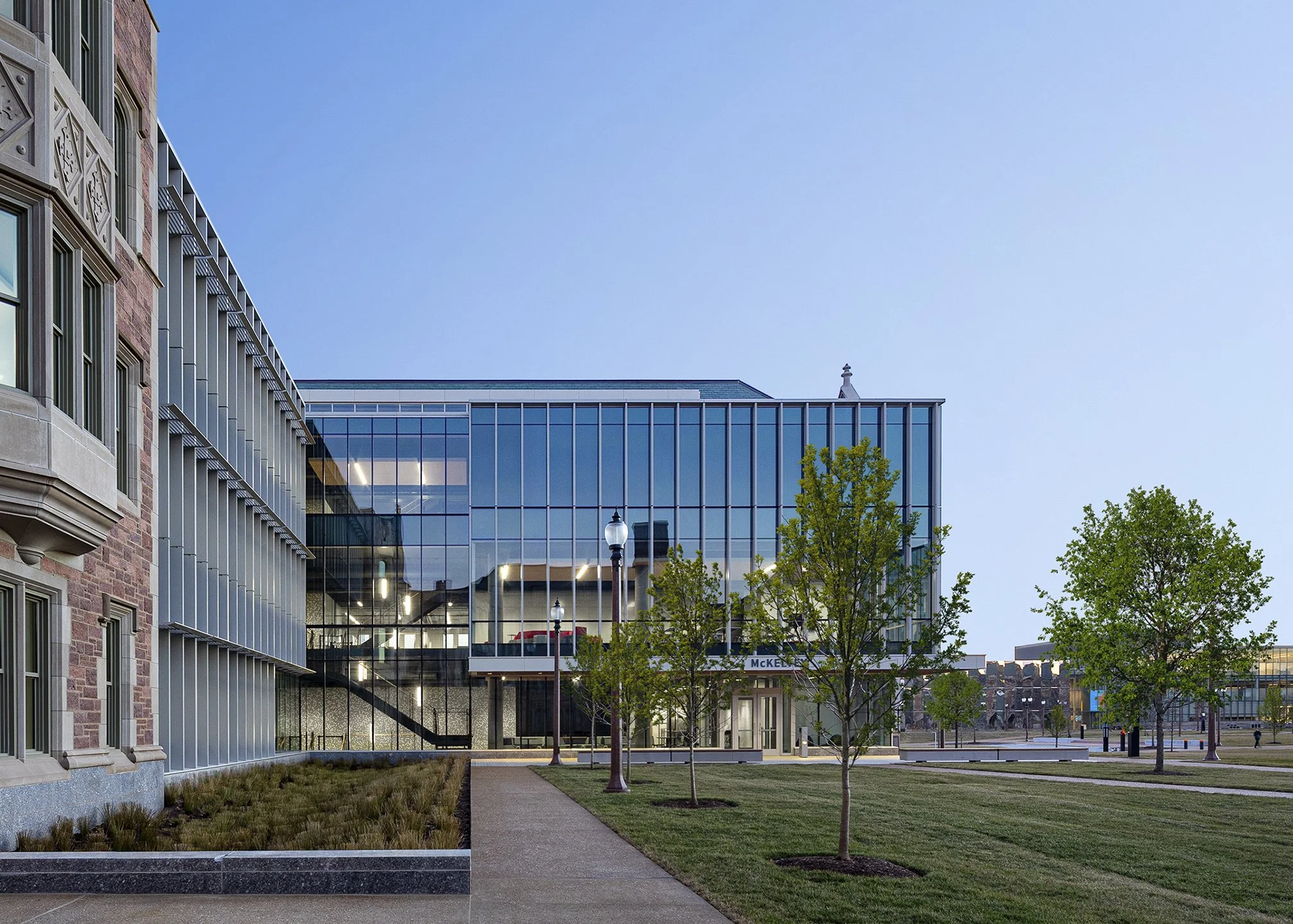 patterhn ives washington university st louis mckelvey hall north dusk fentress web.jpg