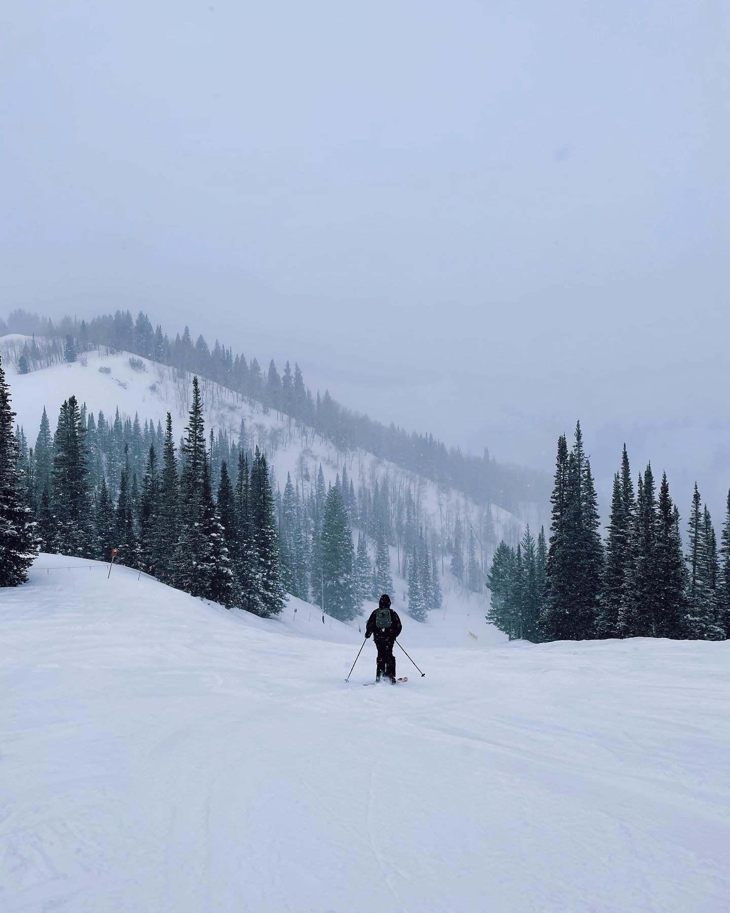 I don&rsquo;t consider myself a particularly skilled skier. But you don&rsquo;t have to bravely take on black diamonds in order to enjoy the mountain. There&rsquo;s something about the intimate relationship between humans and nature that skiing provi