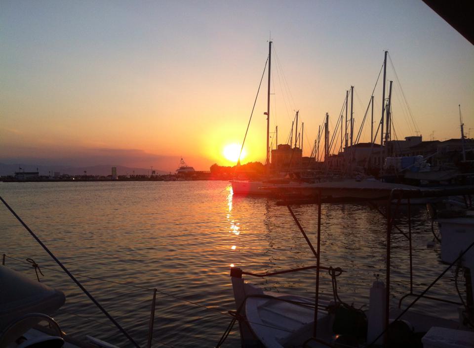locales- aigina sunset.jpg